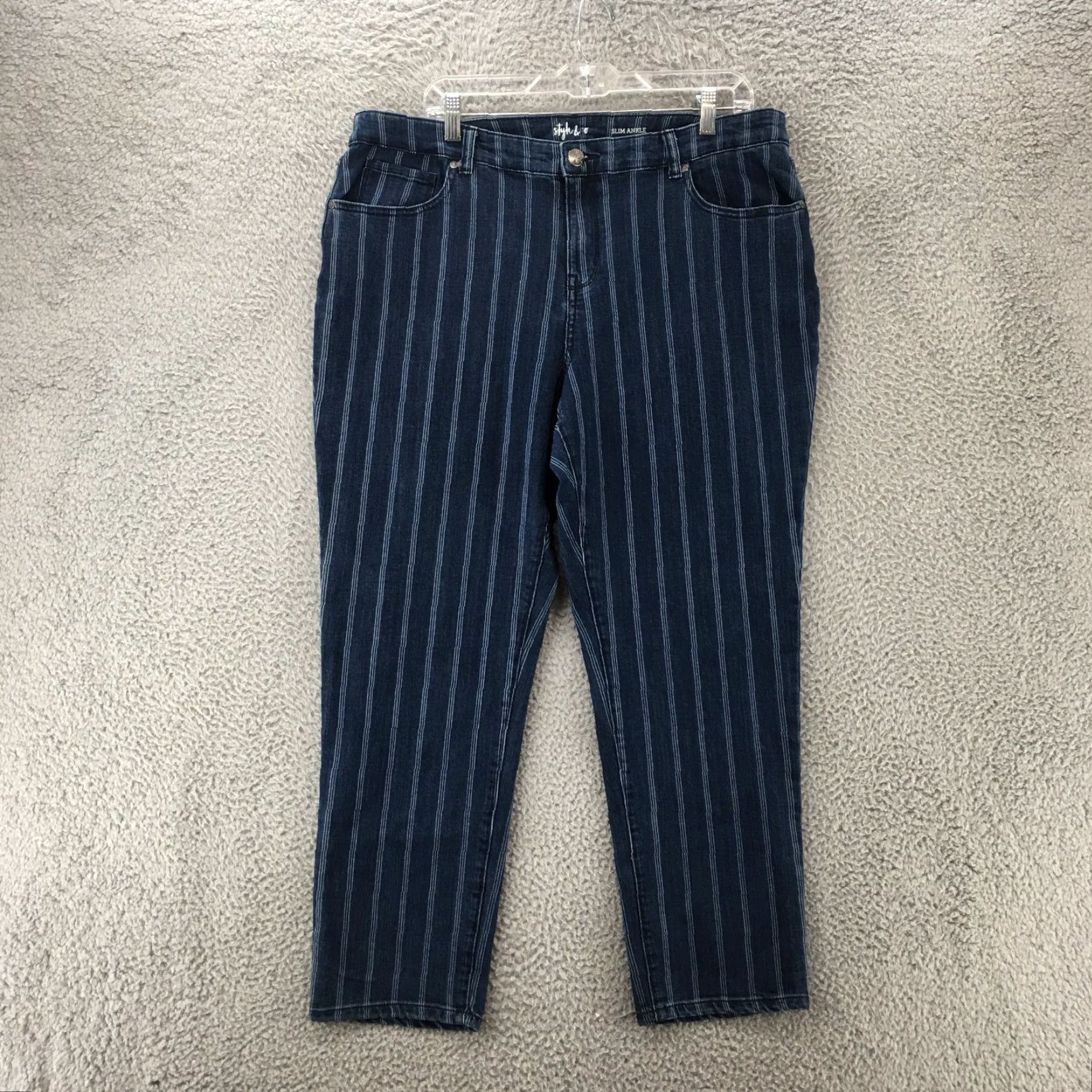 Vintage Style&co Slim Ankle Jeans Womens 16 Blue Striped Denim Zip Fly 5-Pocket Design Jeans Womens 16 Blue Striped Denim Zip Fly 5-Pocket Style&co Size 38" / US 16 / IT 52 - 2 Thumbnail