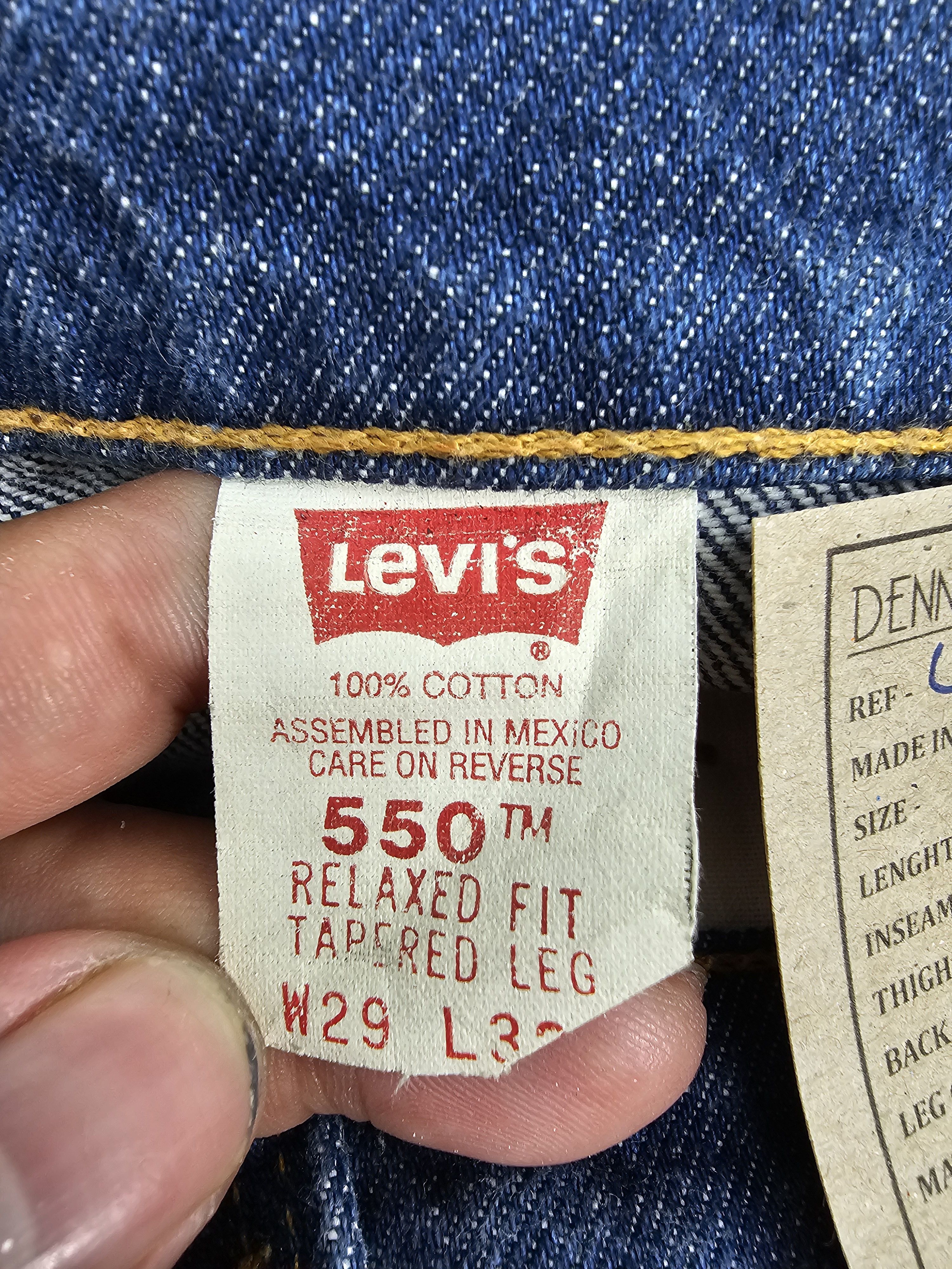 Levi's Vintage Clothing Vtg LEVIS 550 Relaxed Fit Tappred Leg Orange Tab Jeans L0448 Size US 29 - 13 Thumbnail