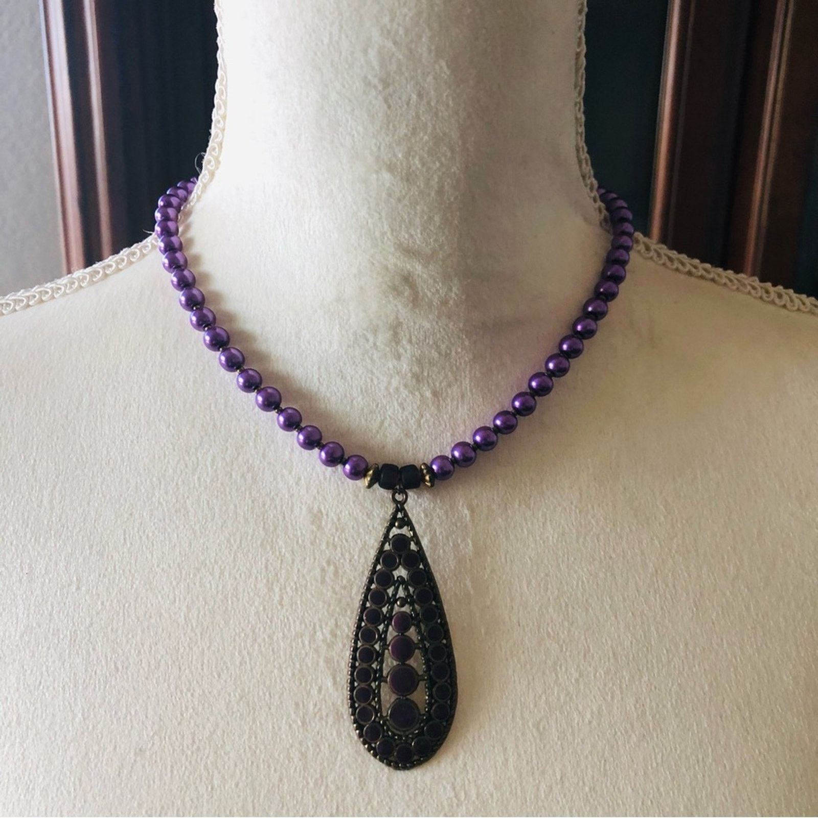 Handmade Handcrafted repurpose purple enamel raindrop Pearl necklace Size ONE SIZE - 3 Thumbnail