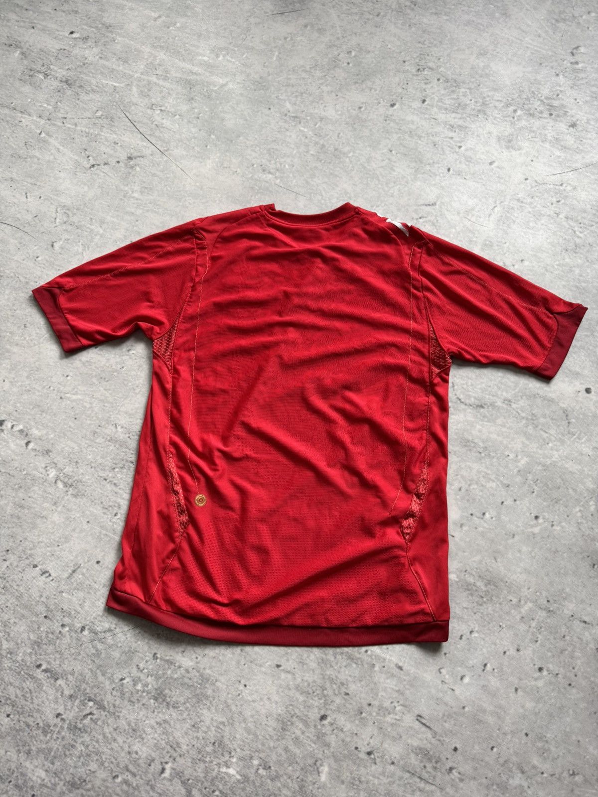 Umbro Umbro England jersey red tee Size US M / EU 48-50 / 2 - 2 Thumbnail