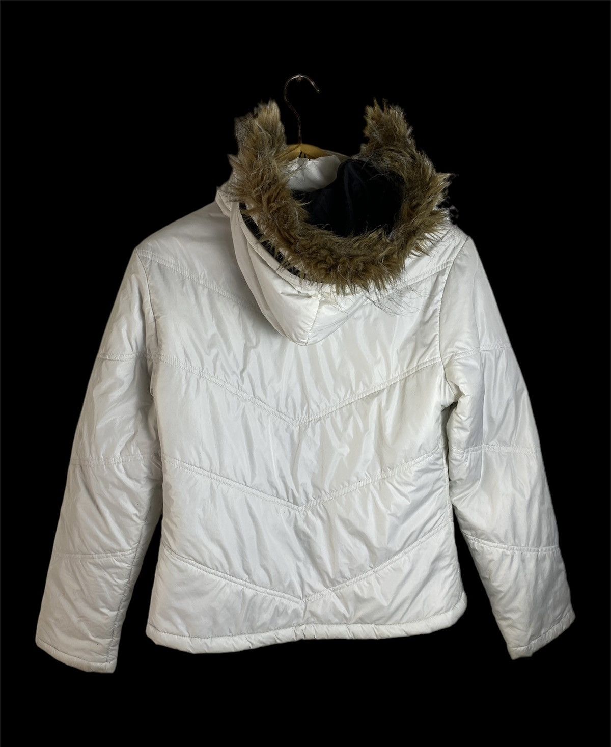 20471120 × Beauty Beast × Japanese Brand fur faux puffer jacket by penfield Size US M / EU 48-50 / 2 - 3 Thumbnail