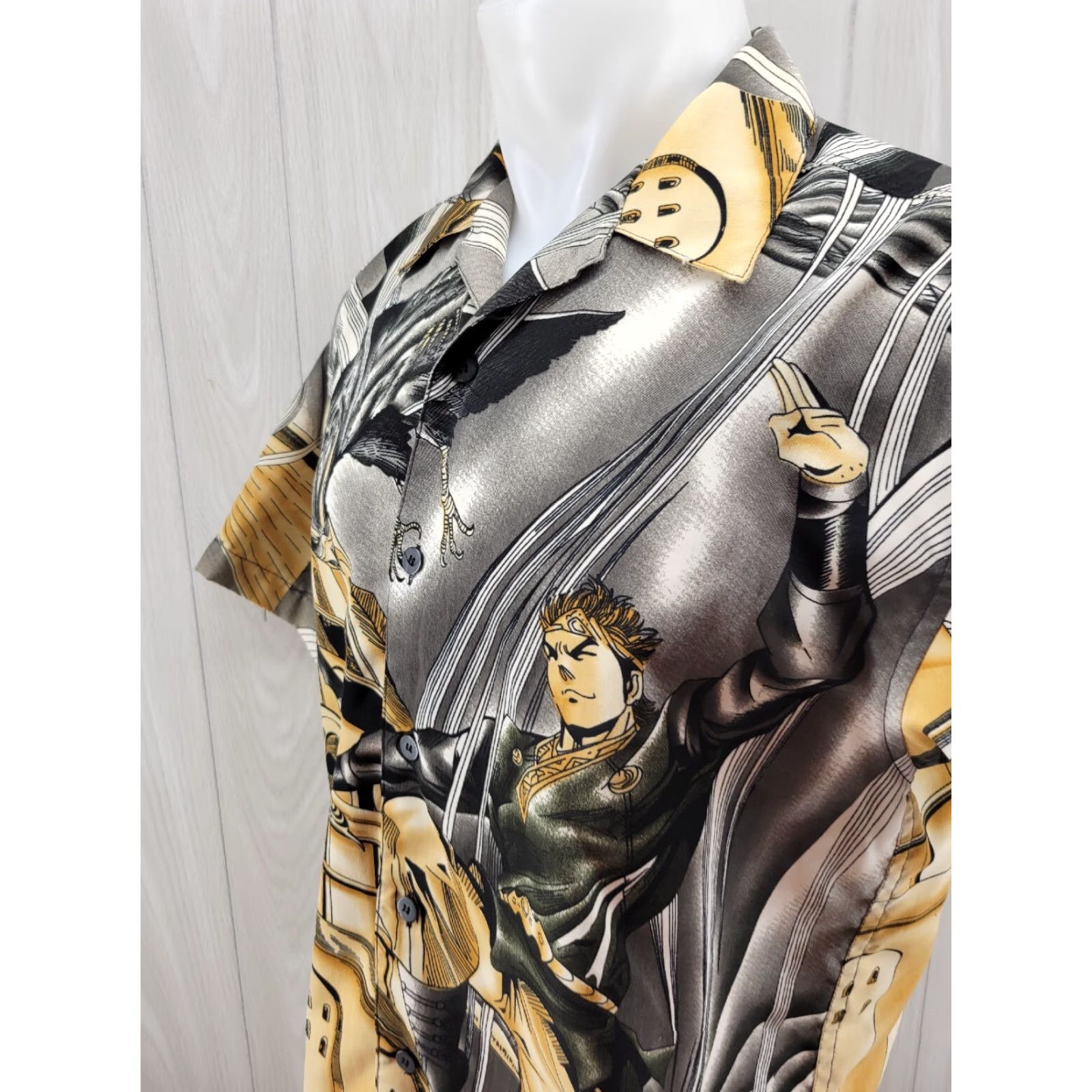 Vintage VINTAGE Claudio Nucci Anime Samurai Warrior Eagle Hawk Button Up AOP Shirt Mens MED Size US M / EU 48-50 / 2 - 3 Thumbnail