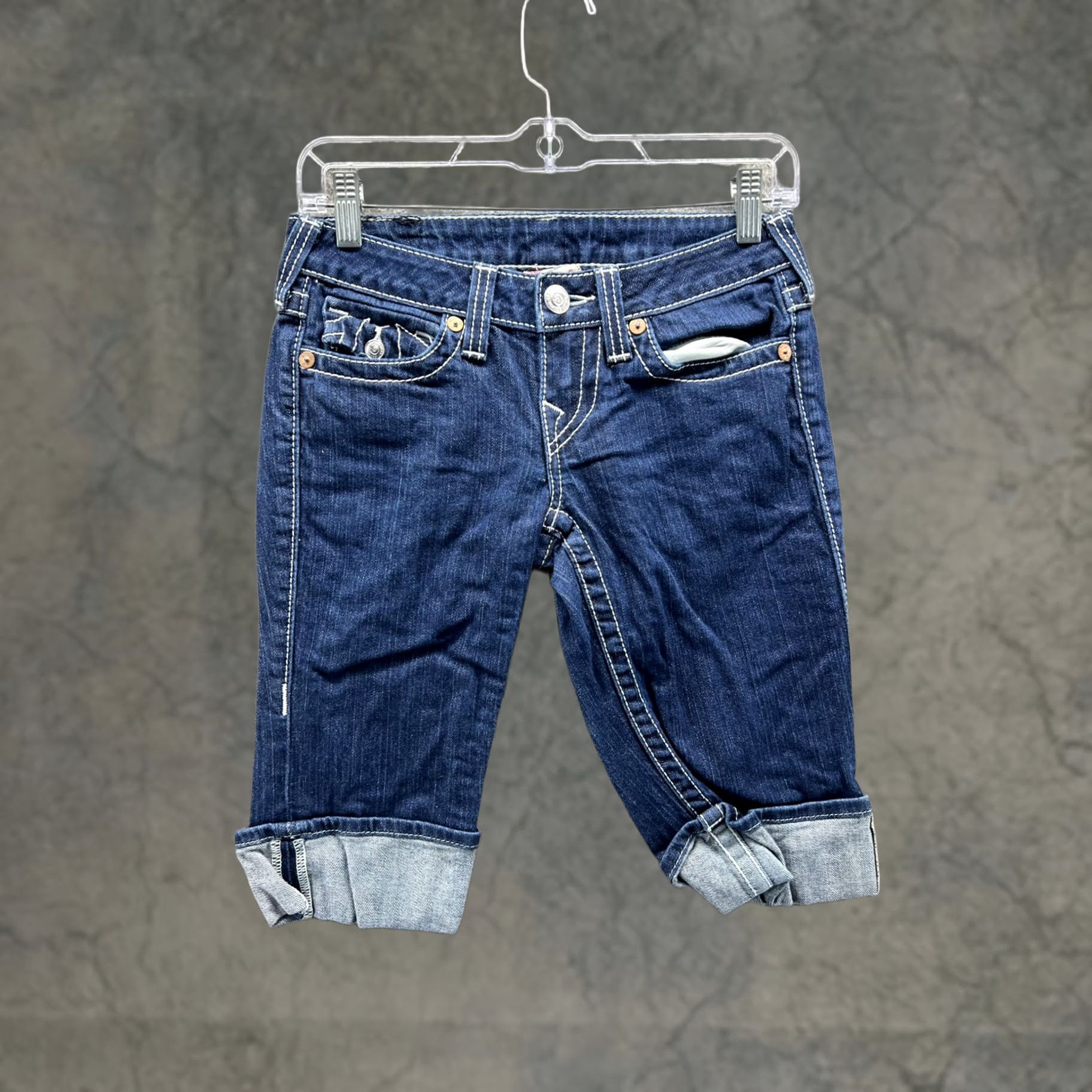 True Religion True Religion Jeans Capri Womens 26 Blue Dark Wash Denim Rolled Capris Slim 5-Pocket Ankle Zipper Summer Women’s Size 26" / US 2 / IT 38 - 1 Thumbnail