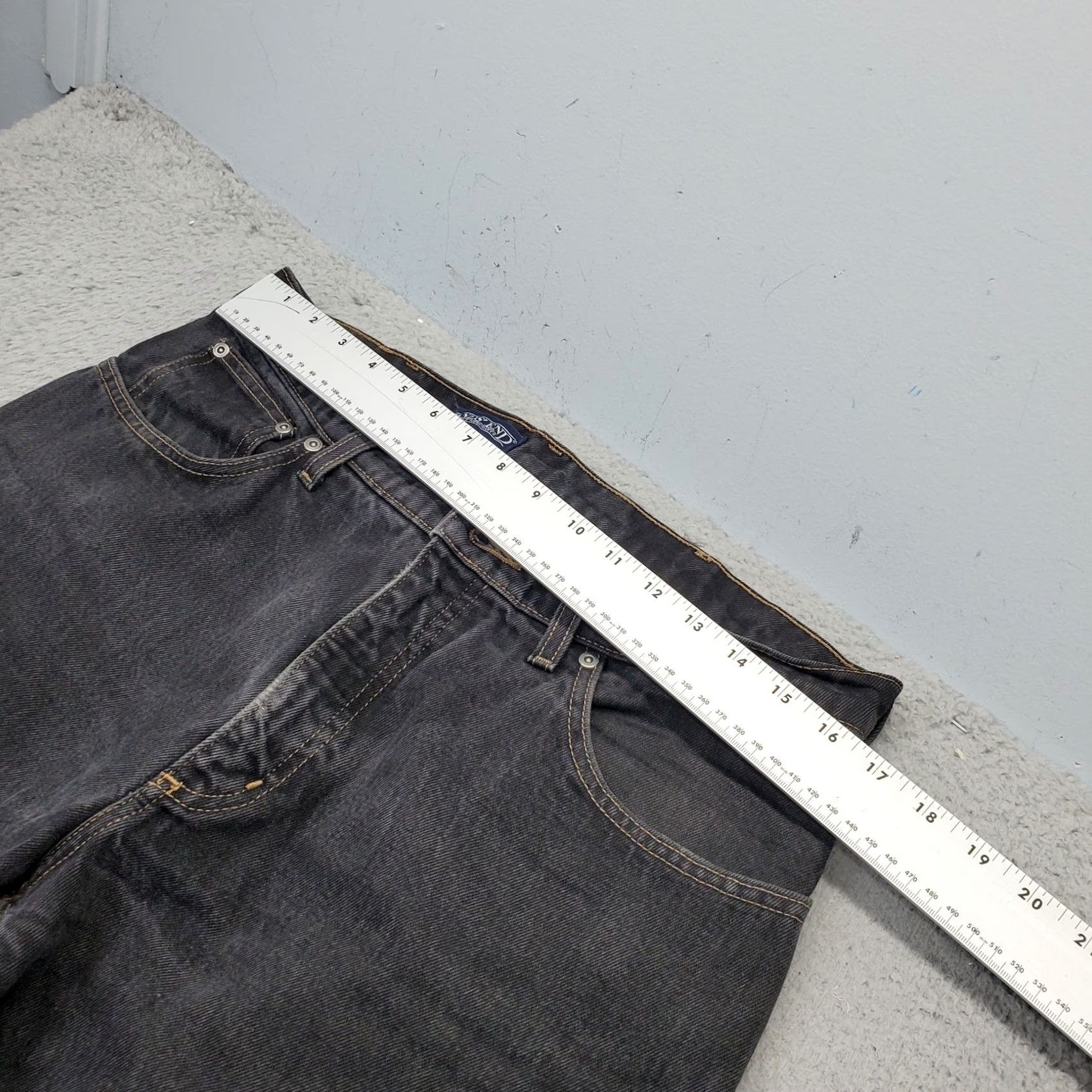 Lands' End Lands' End Mens Jeans 33 Black Denim Stretch Boho Streetwear Grunge Straight Leg Jeans Mens Size 33 Black Denim 5-Pocket Regular Fit Vintage? No Size US 33 - 3 Thumbnail
