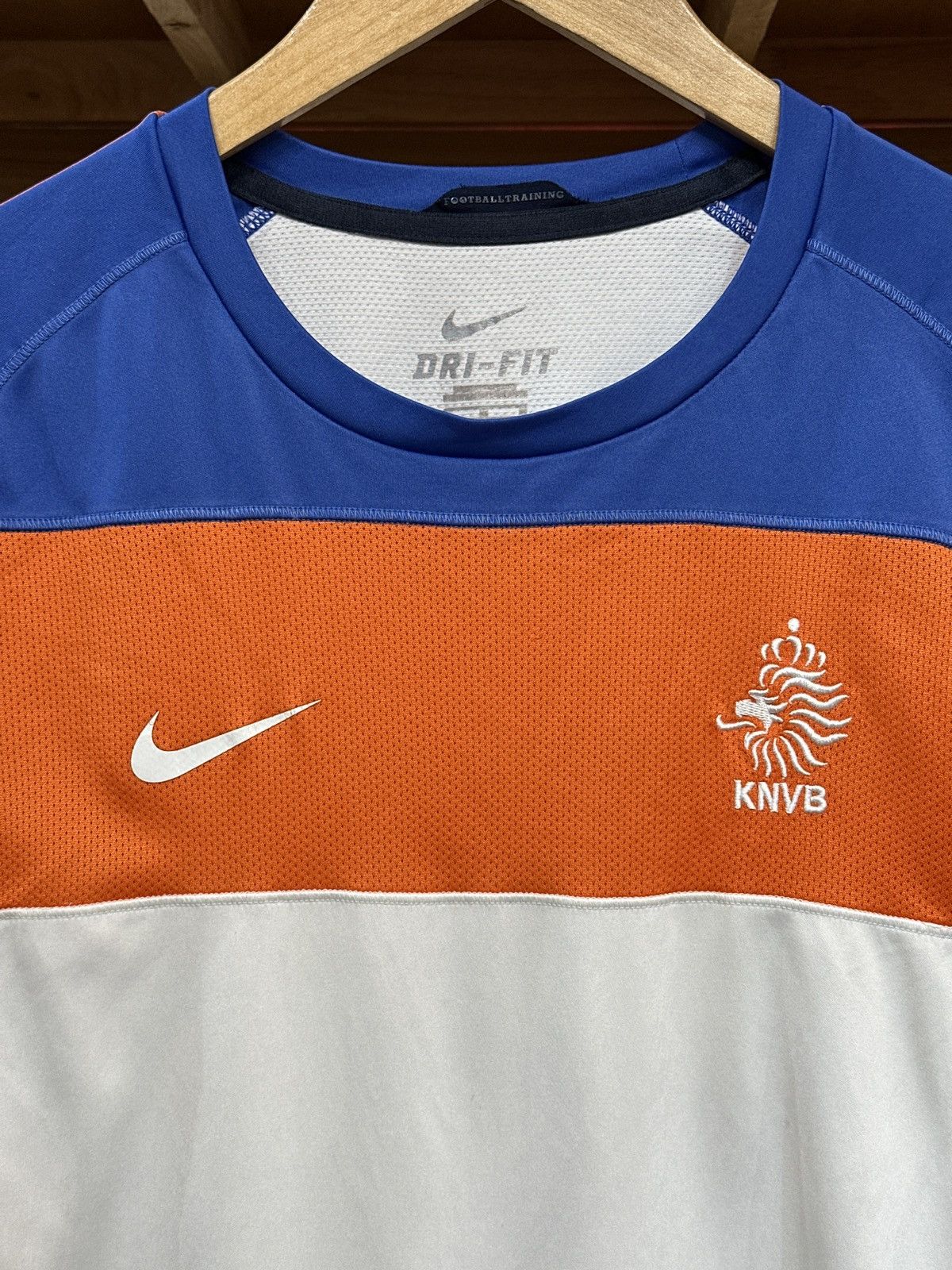 Nike Netherlands 2010-11 Nike Training Jersey Size US M / EU 48-50 / 2 - 3 Thumbnail