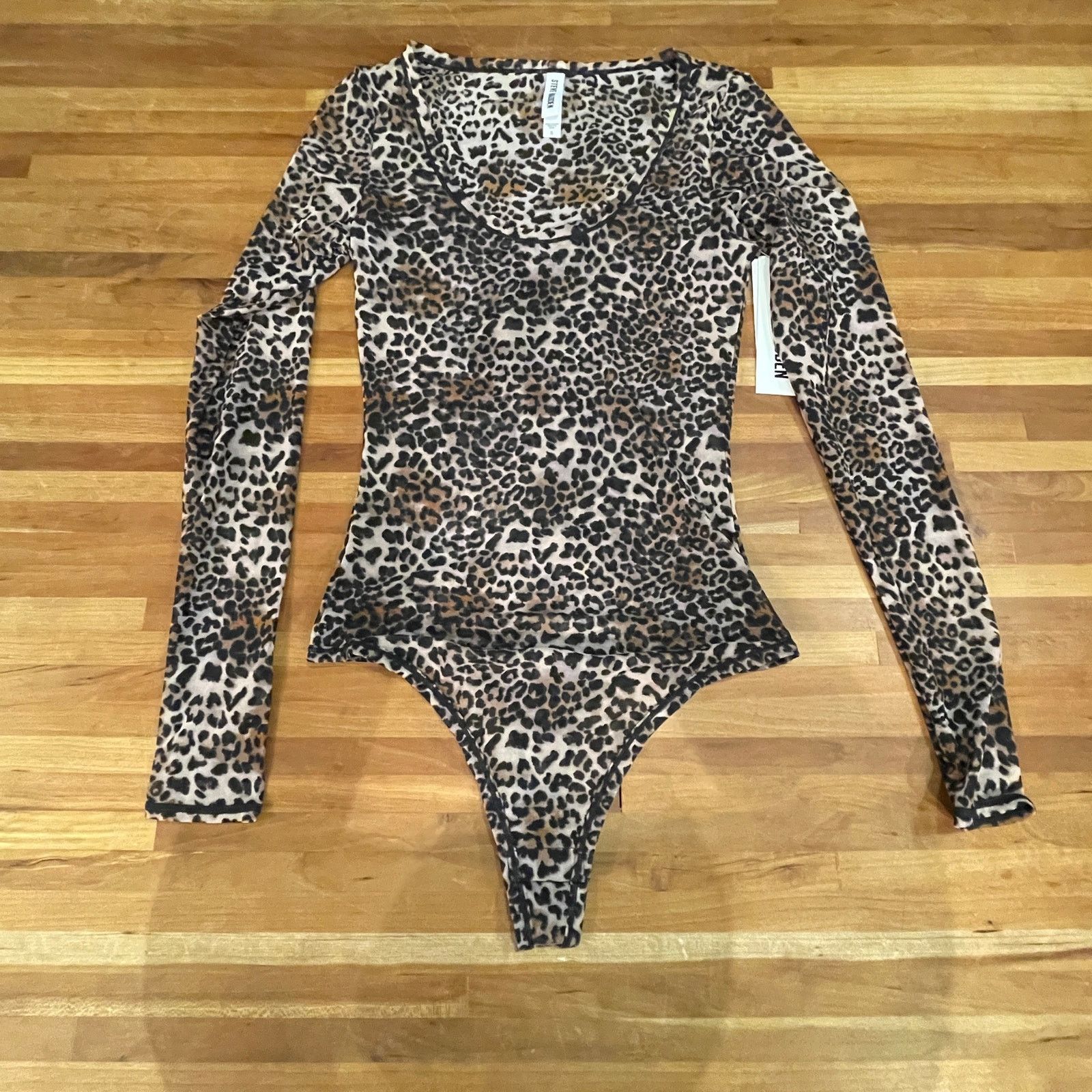 Steve Madden Steve Madden Women's Long-Sleeve Mesh Bodysuit Cheetah small Size S / US 4 / IT 40 - 2 Thumbnail