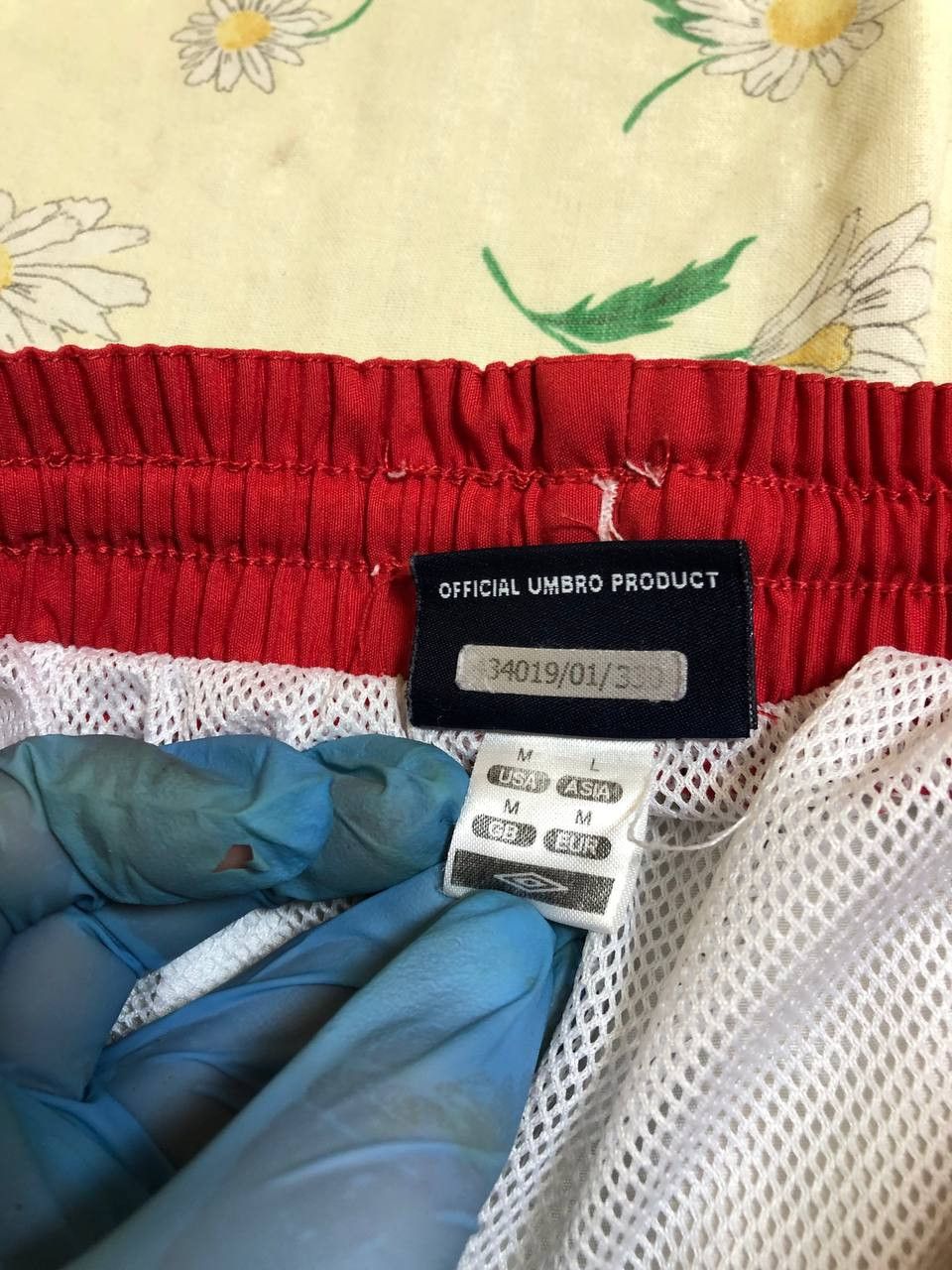 Umbro Mens Vintage Umbro Shorts White USA Size US 32 / EU 48 - 14 Thumbnail