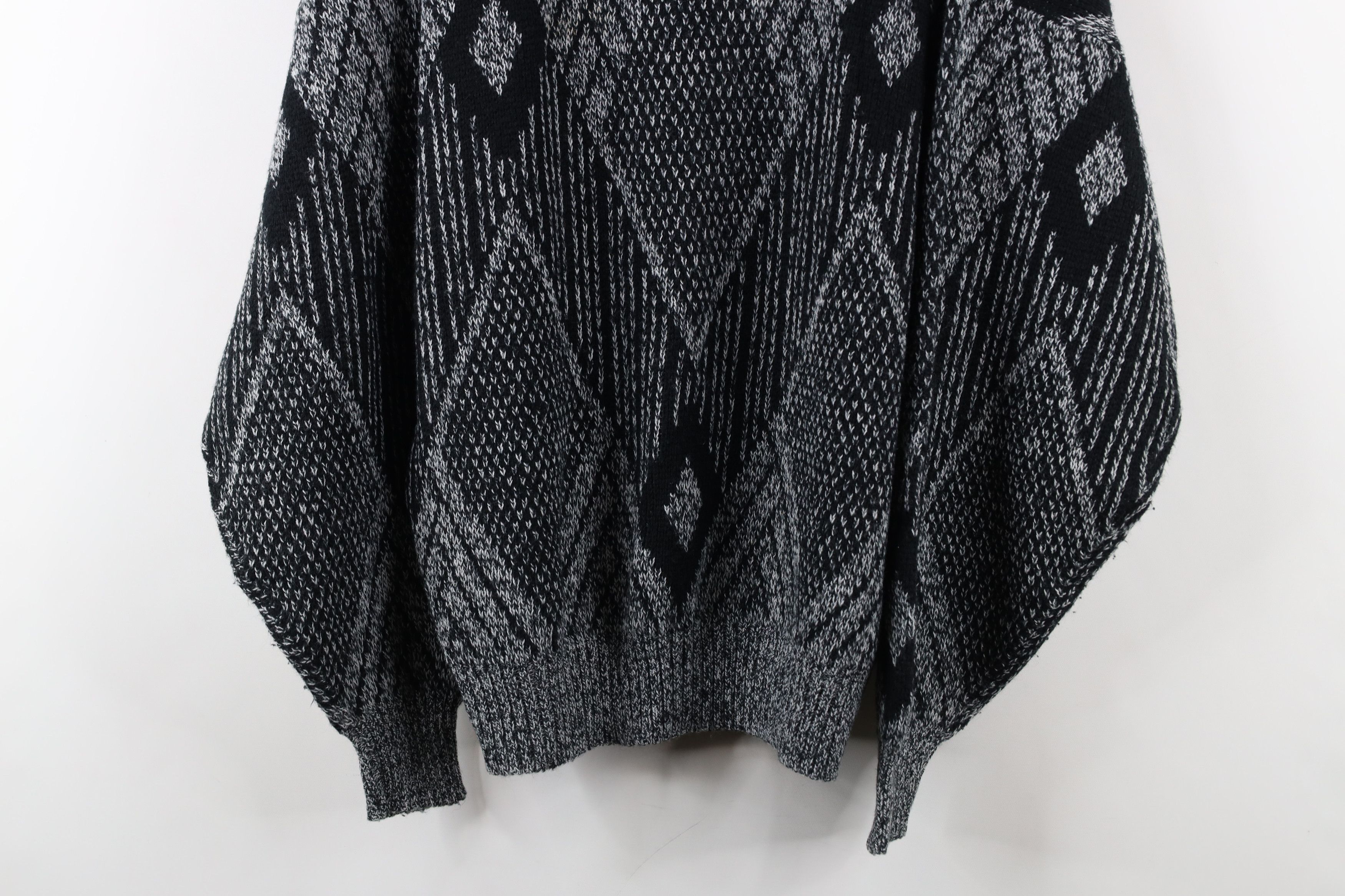 Vintage Vintage 90s Coogi Style Diamond Knit Mom Crewneck Sweater Size XL / US 12-14 / IT 48-50 - 3 Thumbnail