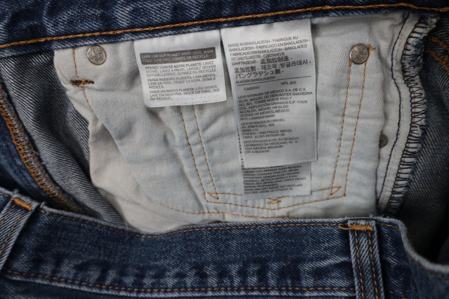 Levi's Vintage Y2K Levis 505 Regular Fit Straight Leg Denim Jeans Size US 34 / EU 50 - 7 Thumbnail