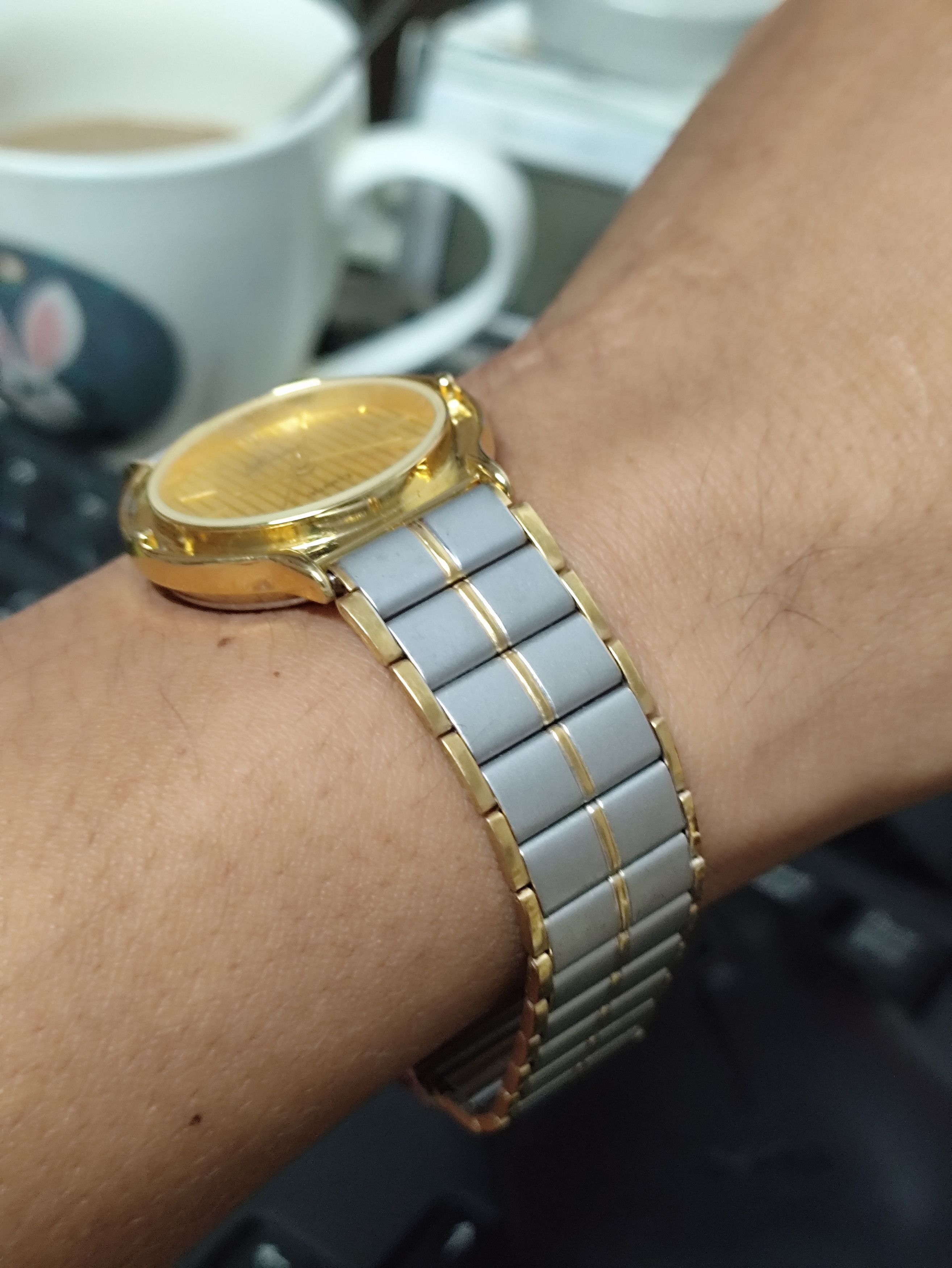 Vintage Vintage LOMAND QUARTZ JAPAN WATCH Design like Gucci Size ONE SIZE - 7 Thumbnail