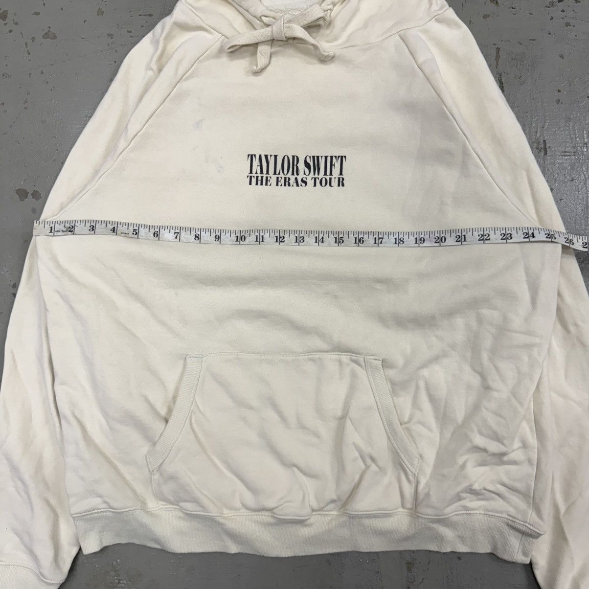 Band Tees 2024 Limited Edition Taylor Swift The Eras Tour Pullover Size US XL / EU 56 / 4 - 6 Thumbnail