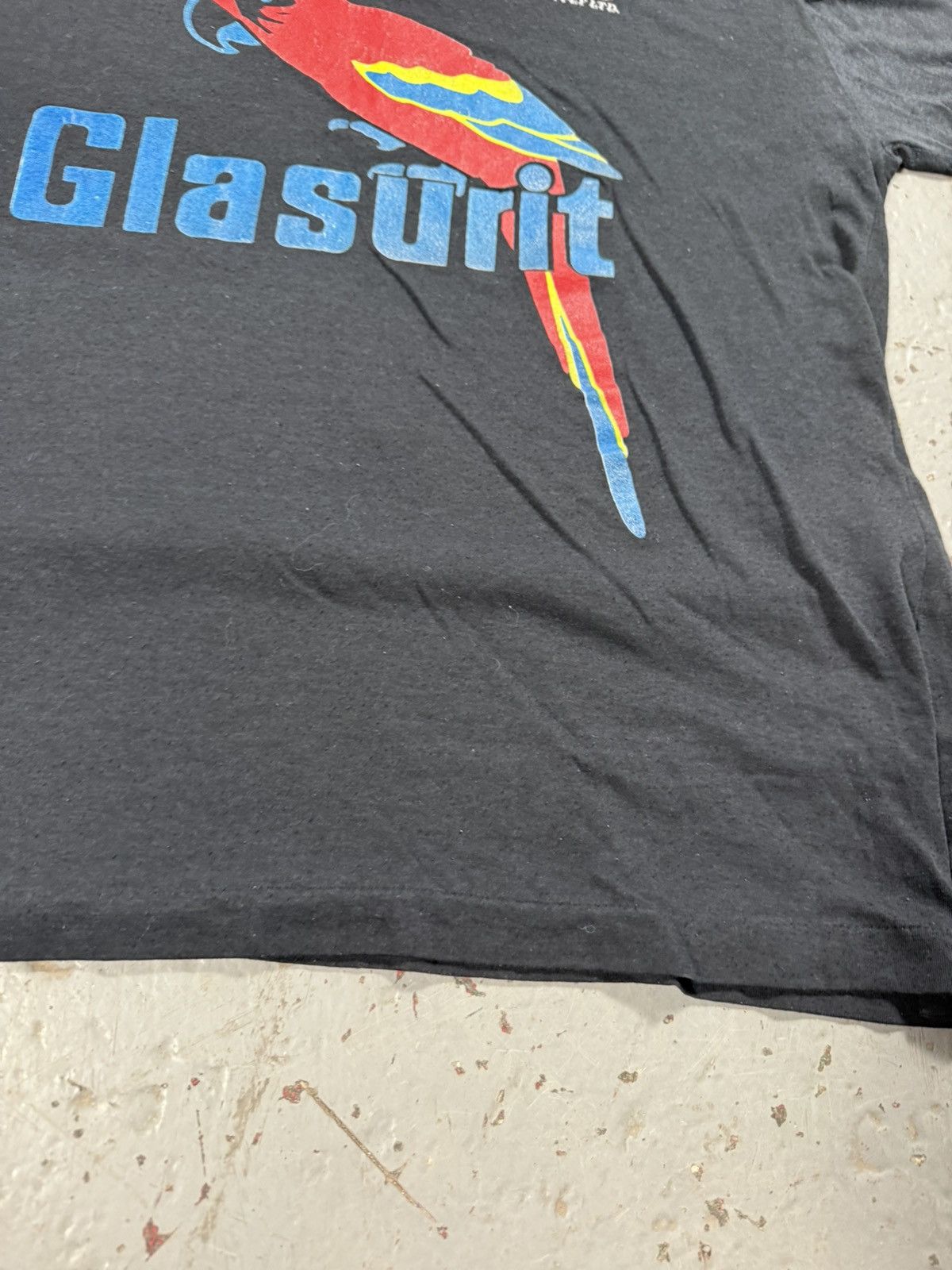 Vintage Vintage Single Stitch Glasurit Parrot Tee Size US L / EU 52-54 / 3 - 4 Thumbnail