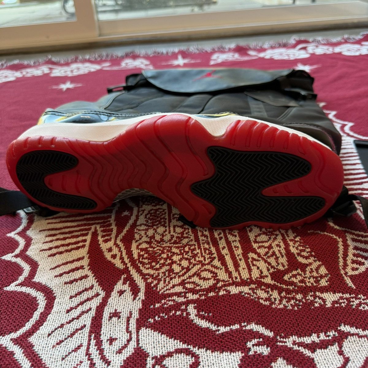 Jordan Brand × Nike 2014 Nike Air Jordan XI 11 Bred Backpack Premium Shoe Bag Size ONE SIZE - 2 Thumbnail