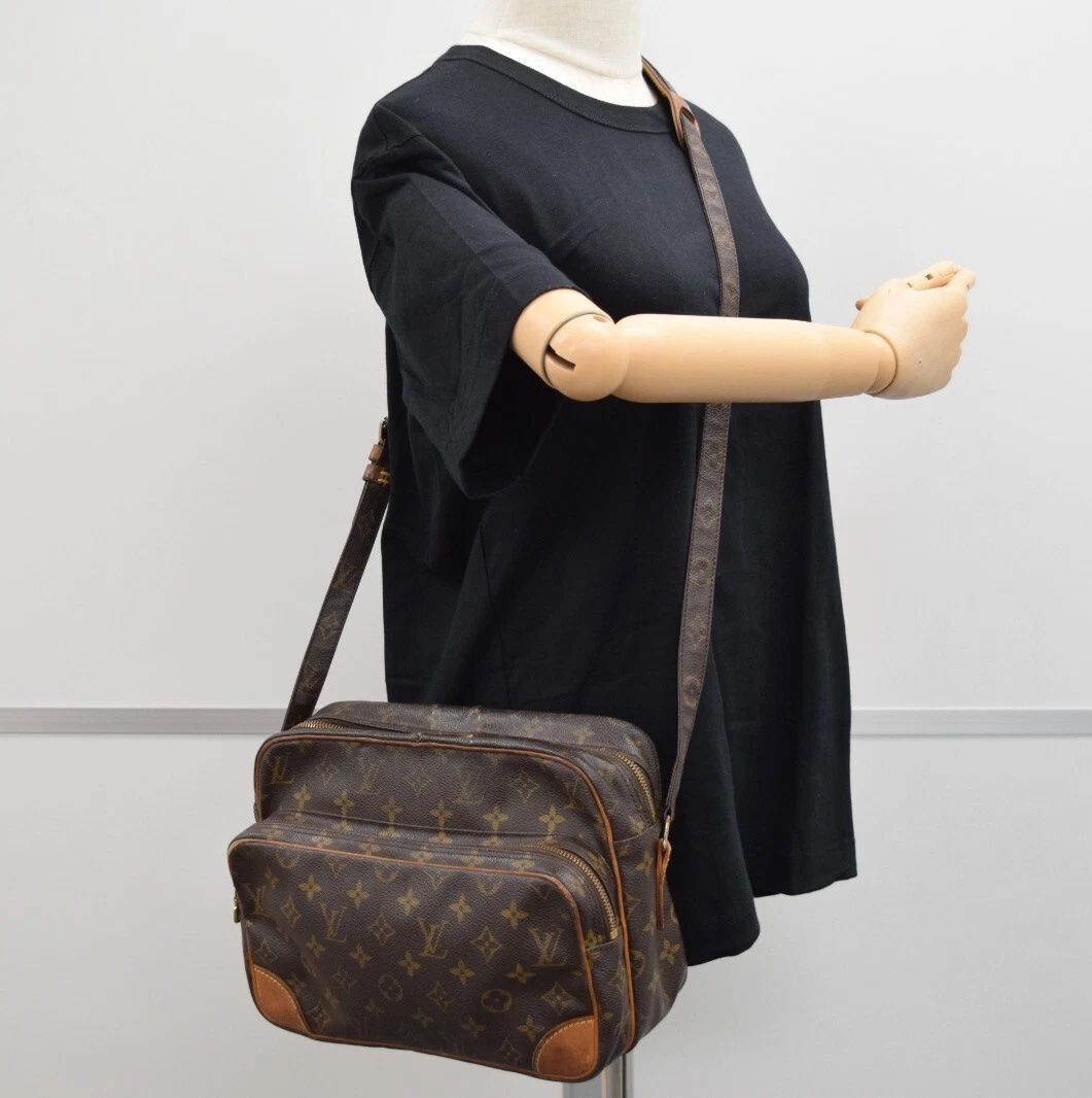 Louis Vuitton Auth Louis Vuitton Nile Crossbody Bag Monogram Canvas M45244 Size ONE SIZE - 1 Thumbnail