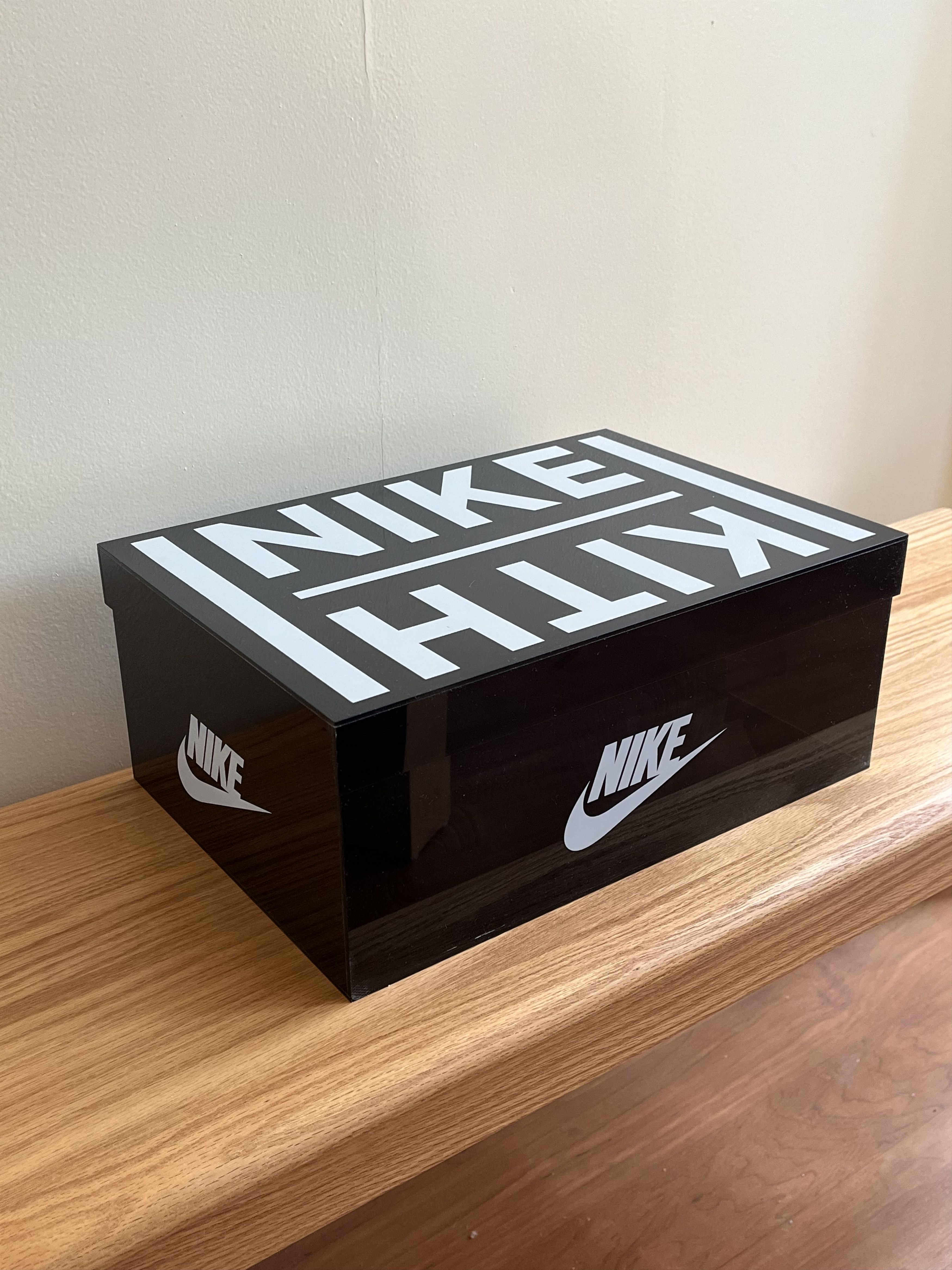 Kith × Nike Kith x Nike “Just Us” Air Force 1 Friends and Family Size US 9 / EU 42 - 2 Thumbnail