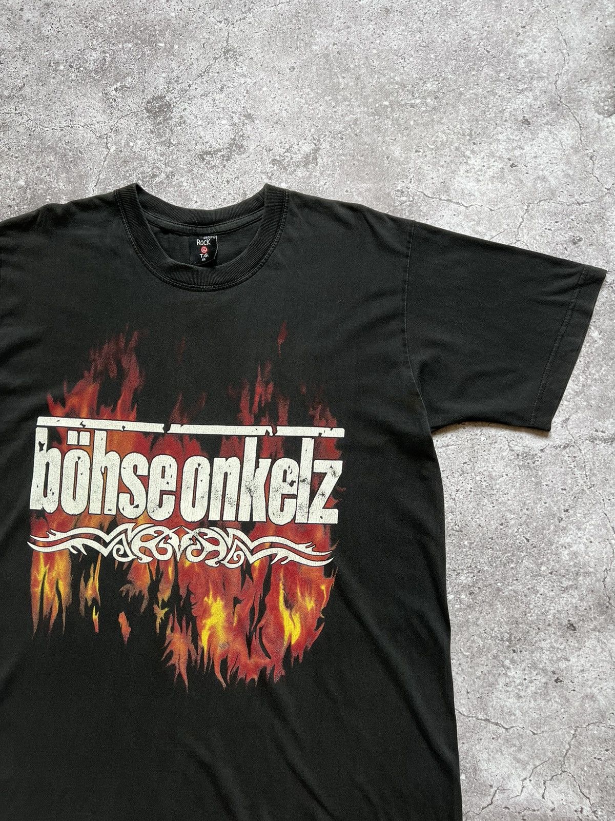 Band Tees Vintage Bohse Onkelz Flame Band Rock T-shirt Size US XL / EU 56 / 4 - 4 Thumbnail