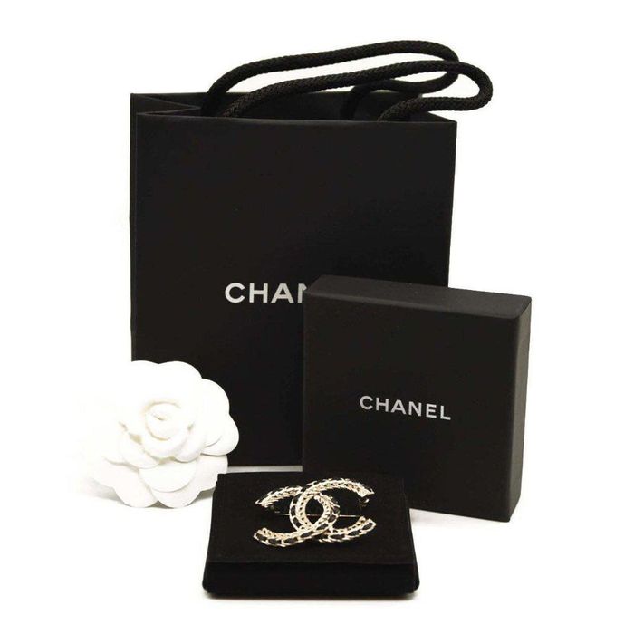 3ca0404] Auth Chanel Business Card Holder Camellia Leather Black