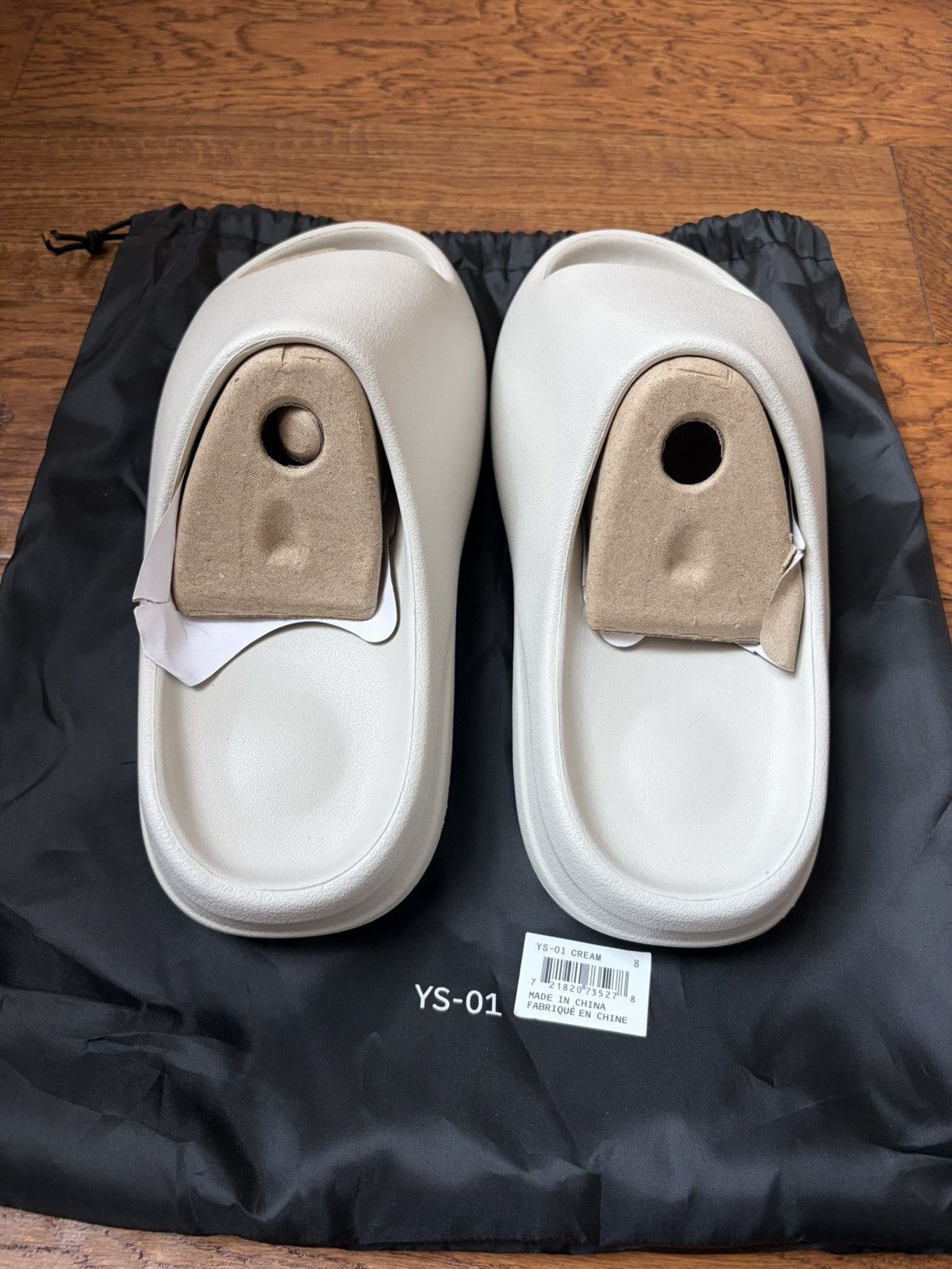 Yeezy YS-01 Cream Slides Size US 8 / EU 41 - 3 Thumbnail