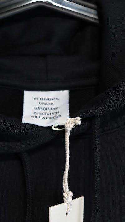 Vetements o1rshd1 Hoodie in Black Size US XS / EU 42 / 0 - 7 Thumbnail