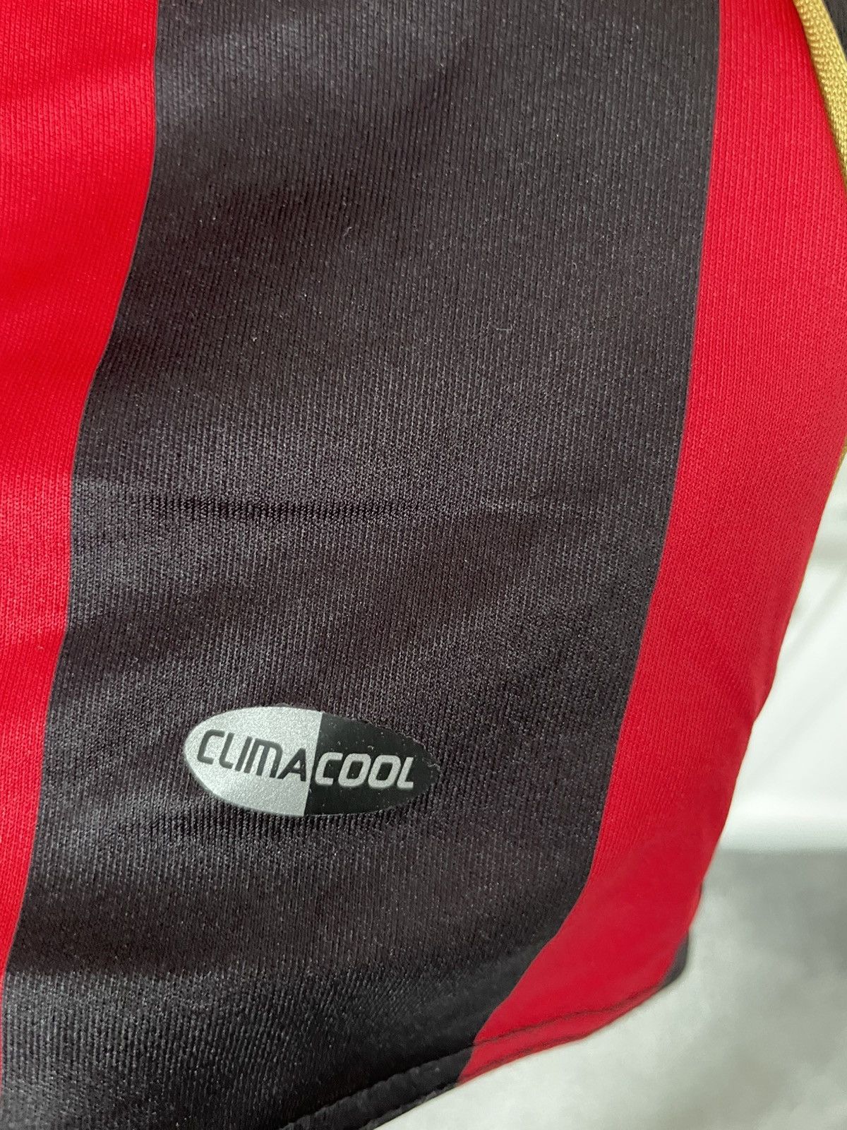 Adidas AC millan 2006 home jersey ( kaka on the back ) Size US M / EU 48-50 / 2 - 7 Thumbnail