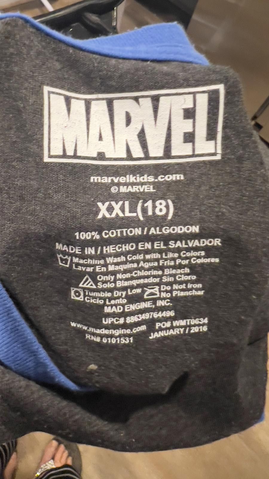 Marvel Comics Marvel Superheroes Graphic T-Shirt - XXL (18) Size US XXL / EU 58 / 5 - 3 Thumbnail