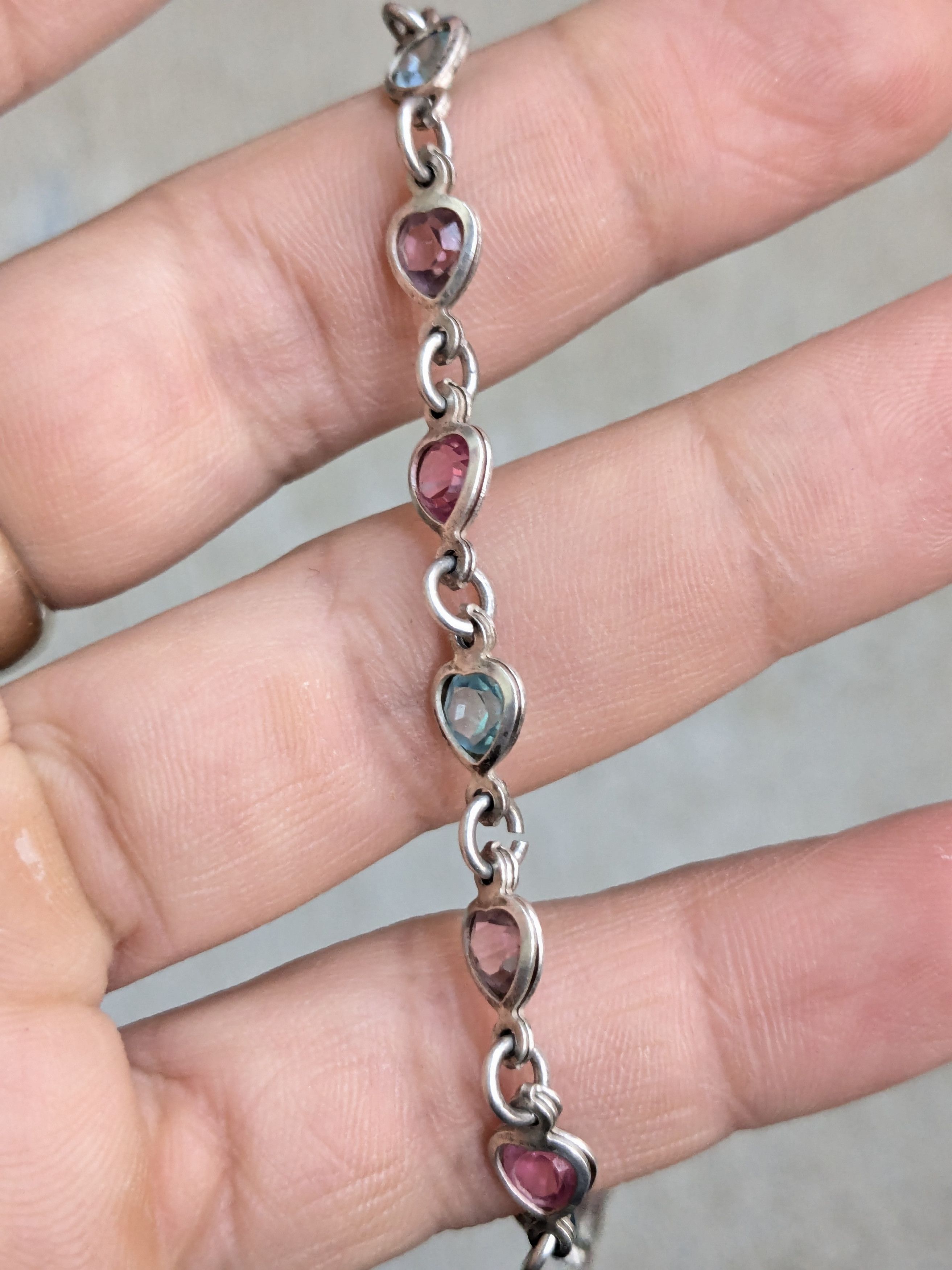 Jewelry Vintage Sterling Silver Bracelet 7.25" Italy Rainbow Hearts Size ONE SIZE - 9 Thumbnail
