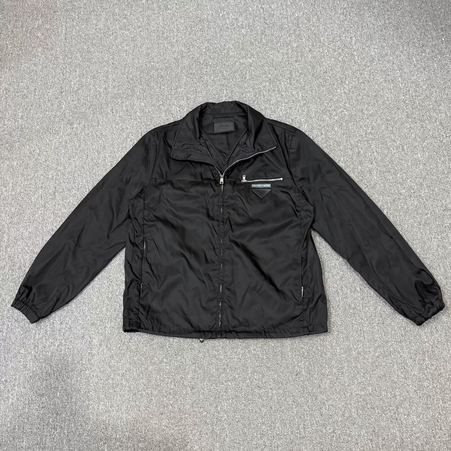 Prada Prada black triangle logo jacket 52 95 new Size US L / EU 52-54 / 3 - 1 Thumbnail