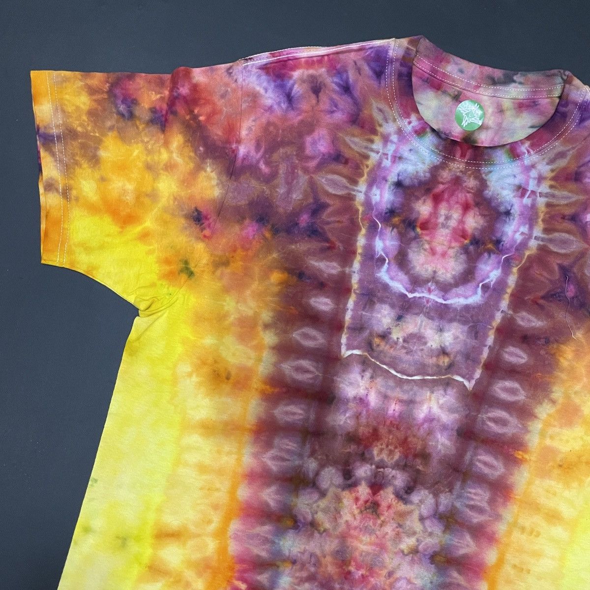 Vintage Psychedelic Waterfall Size US L / EU 52-54 / 3 - 3 Thumbnail