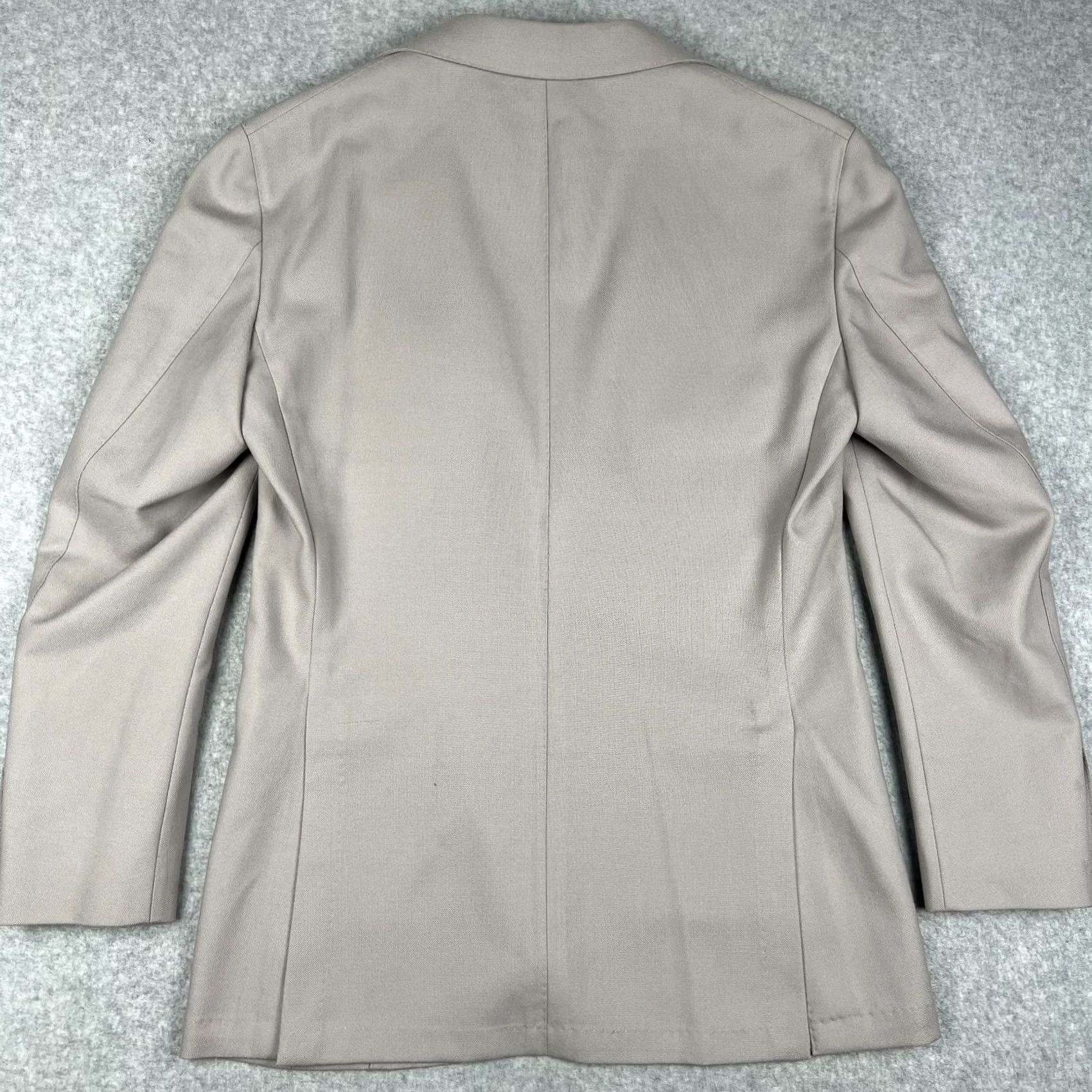 Suitsupply Suitsupply Roma Jetted Wool Sport Coat Blazer 34R Mens Beige Jacket READ Blazer-3-Button Double-Vented Sport Coat Beige Mens 34 Regular solid Size 34R - 2 Thumbnail