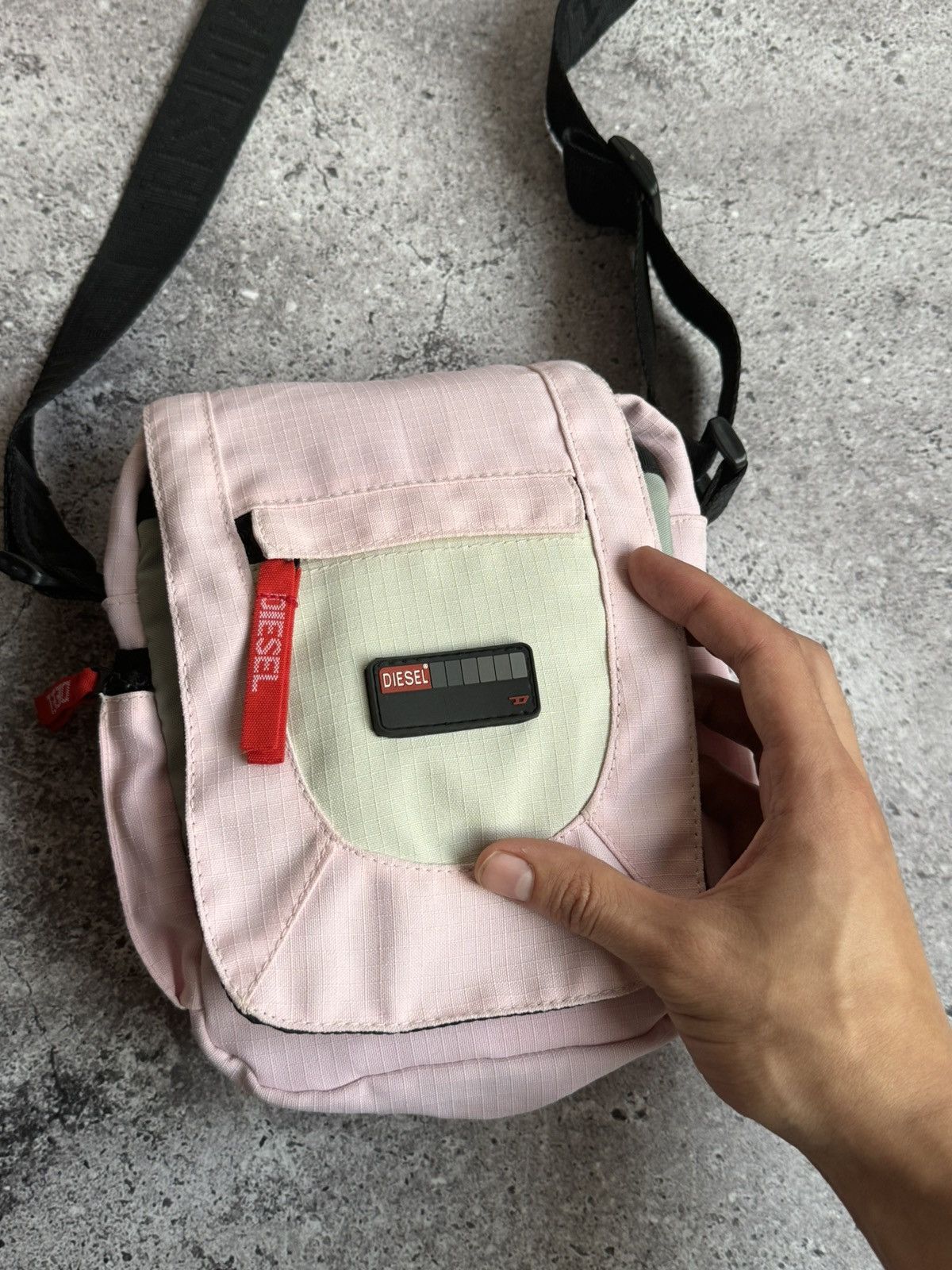 Diesel × Vintage Vintage Diesel glamour Y2K crossbody messenger bag Size ONE SIZE - 7 Thumbnail