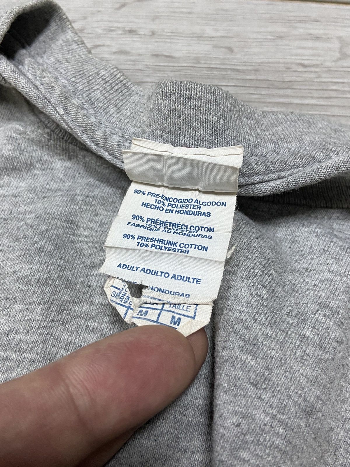 Vintage Vintage 2008 Hooters Hook-Ups “Nice Bass” ass nude girl Tee Size US M / EU 48-50 / 2 - 8 Thumbnail