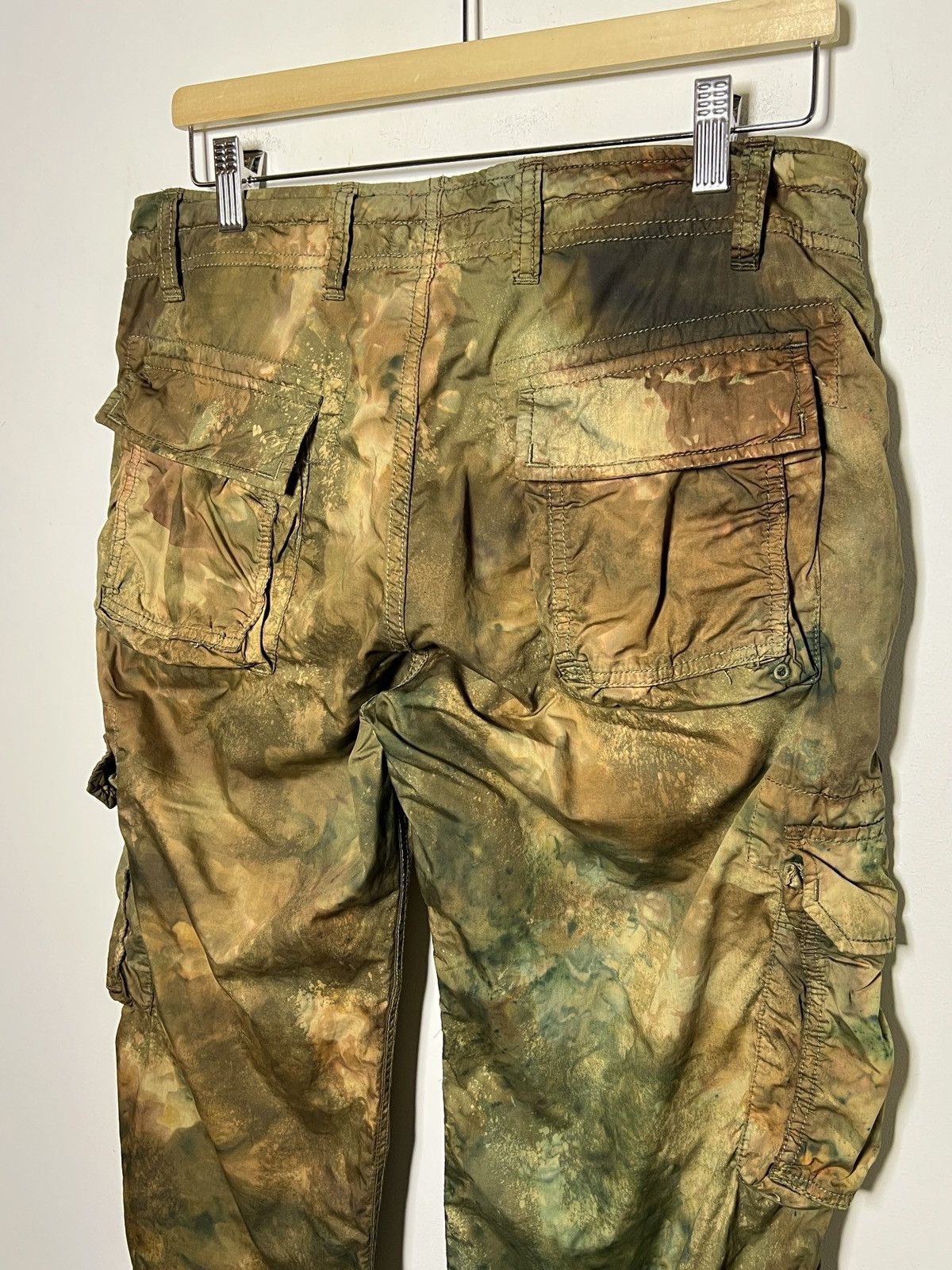 Giorgio Armani giorgio armani tie dye cargo camo multipocket army pants Size US 31 - 11 Thumbnail