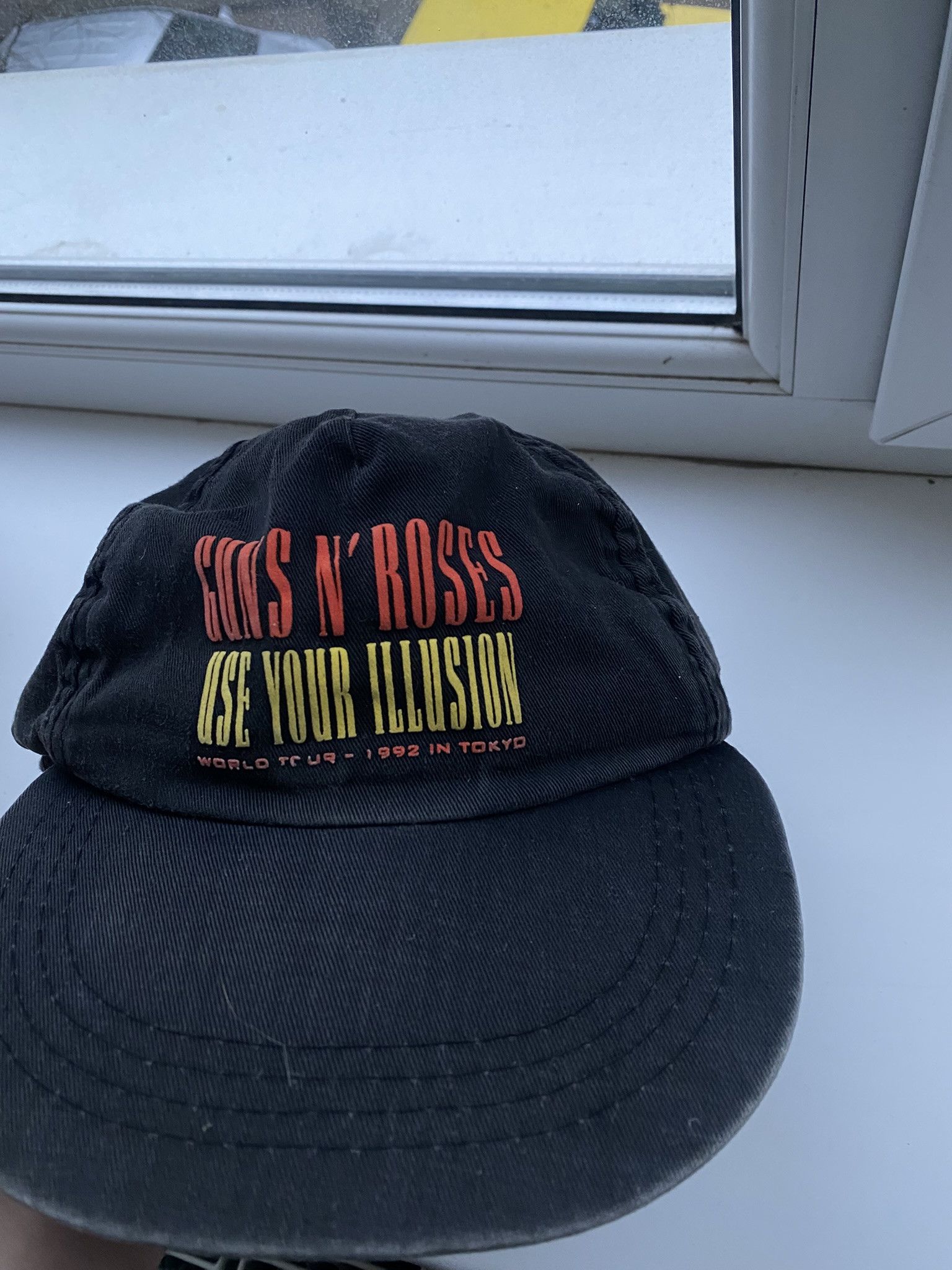Band Tees × Guns N' Roses Guns N Roses Use Your Illusion 1992 World Tokyo Tour Cap Size ONE SIZE - 2 Thumbnail
