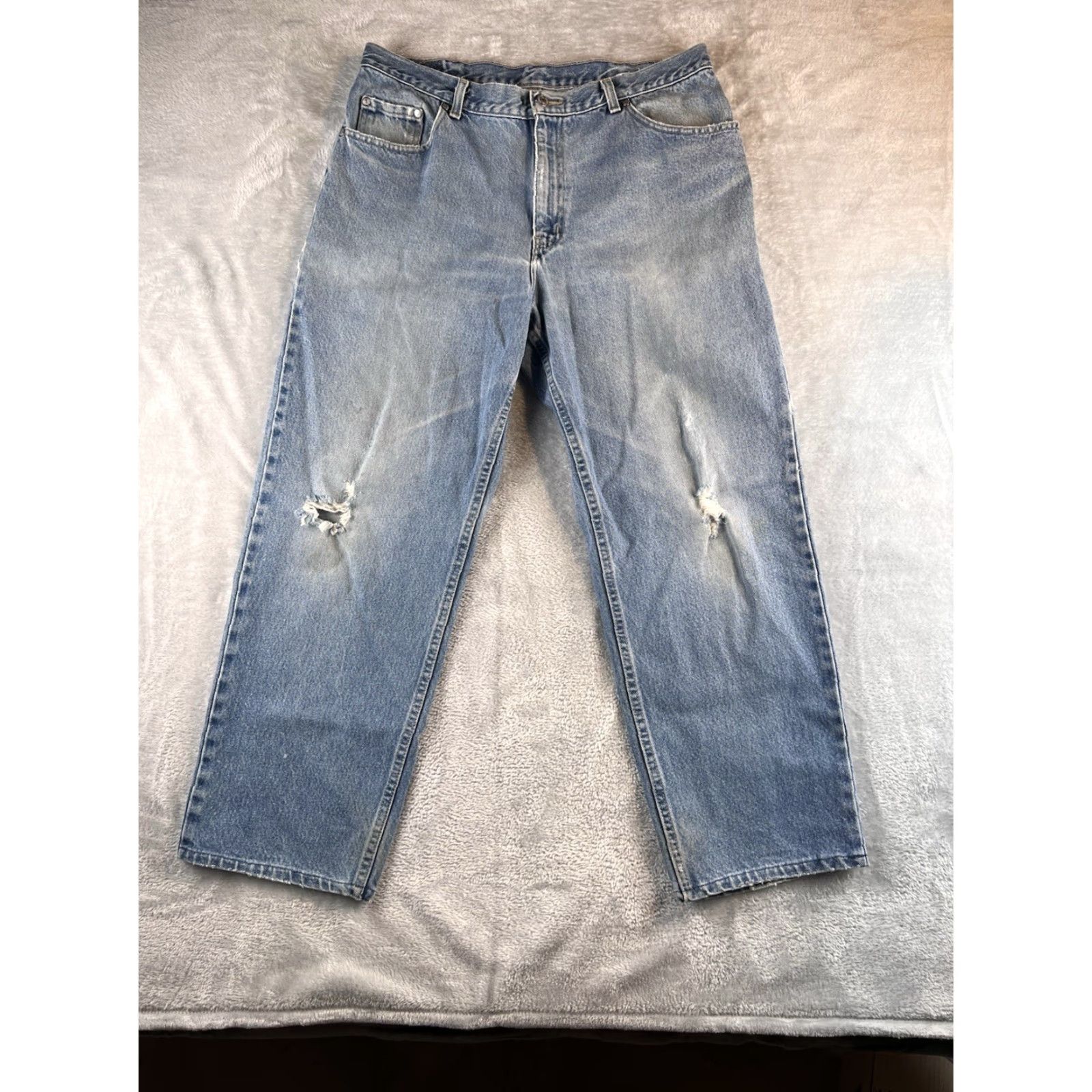 Denime VINTAGE Vivaldi Jeanswear Jeans Mens 34x27 Blue Distressed Medium Wash Denim 80s 90s Size US 34 / EU 50 - 2 Thumbnail