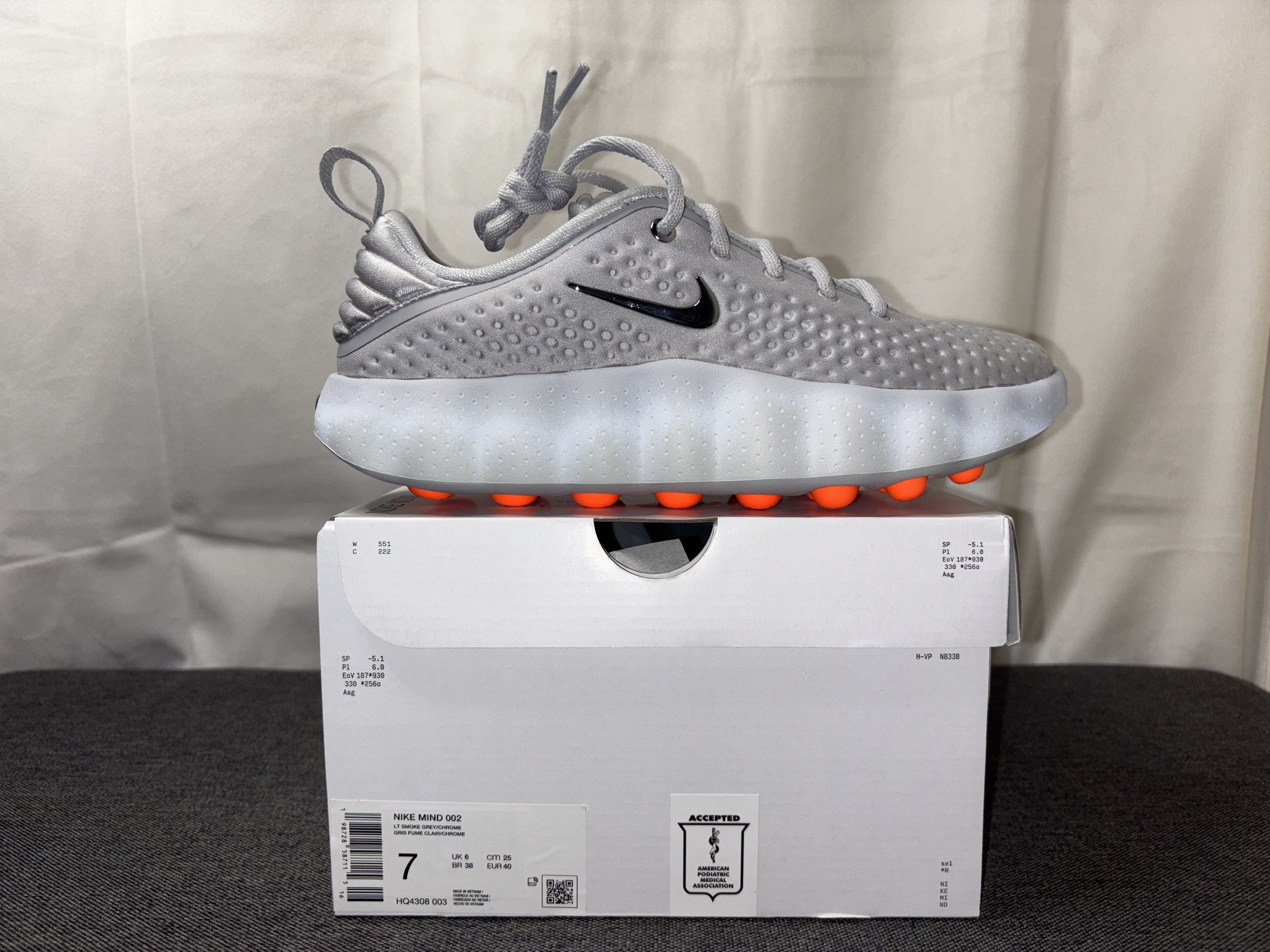 Nike Nike Mind 002 Light Smoke Grey (2026) Men’s 7 HQ4308-003 Size US 7 / EU 40 - 6 Thumbnail