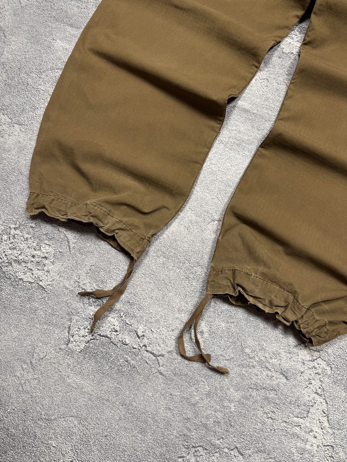Carhartt × Vintage Vintage Carhartt Cargo Pants Brown Y2K 34x32 Size US 34 / EU 50 - 8 Thumbnail
