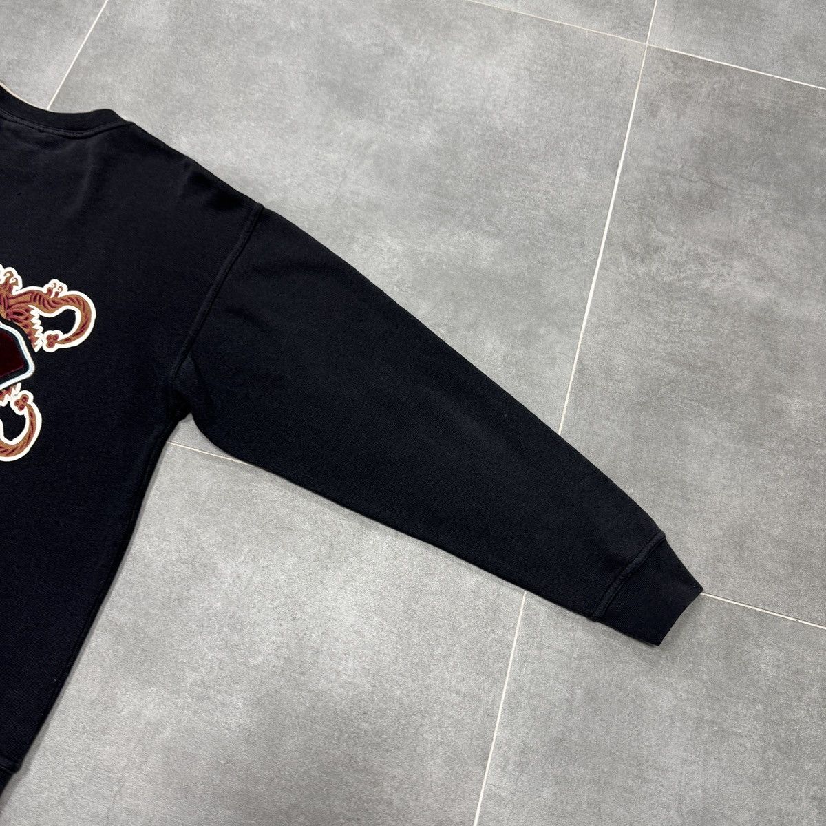 Quiksilver × Vintage Vintage Quiksilver Velour Logo Sweatshirt Size S Size US S / EU 44-46 / 1 - 22 Thumbnail