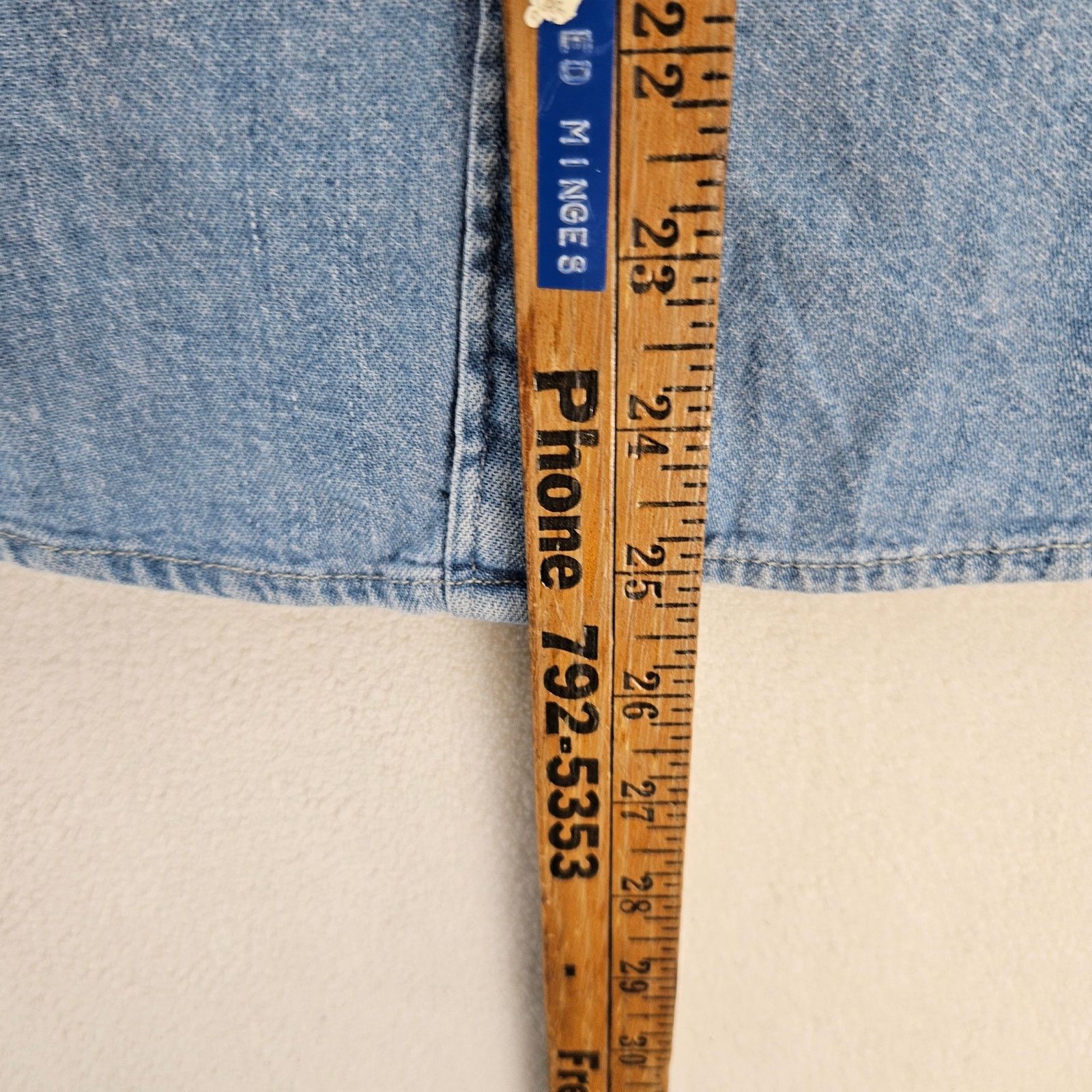 Levi's LEVI'S WOMEN'S SMALL ICONIC WESTERN DENIM SHIRT MEDIUM WASH Size S / US 4 / IT 40 - 4 Thumbnail