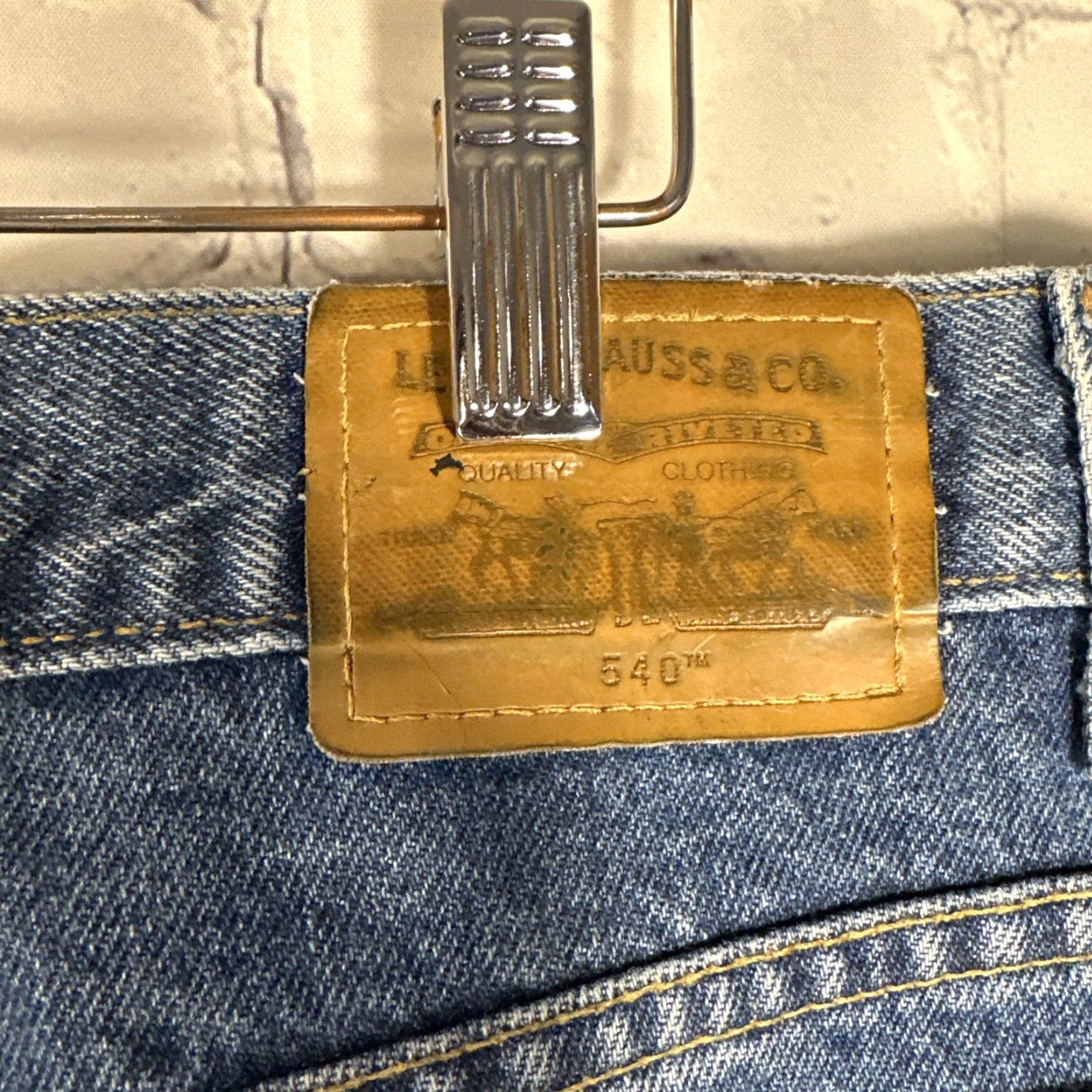 Levi's VINTAGE Levi's 540 Jeans Mens 42x32 Denim Tapered Relaxed Fit High Rise Blue 90s Y2K Logo Pockets Size US 42 / EU 58 - 3 Thumbnail