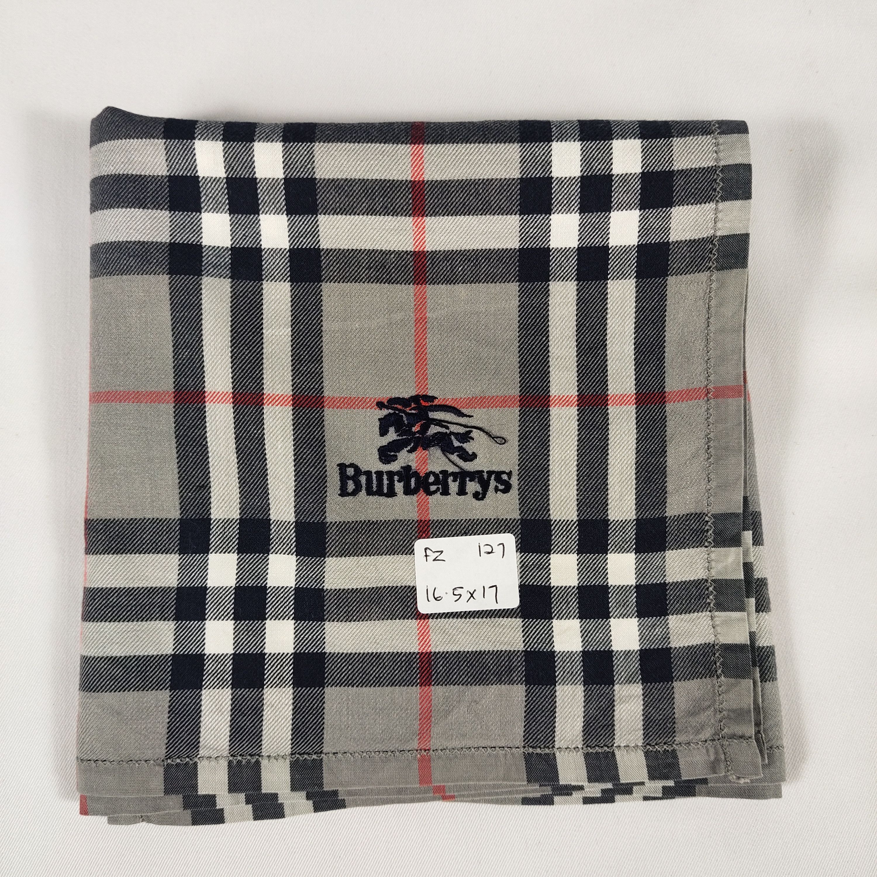 Burberrys Handkerchief / Bandana / Neckerchief FZ127