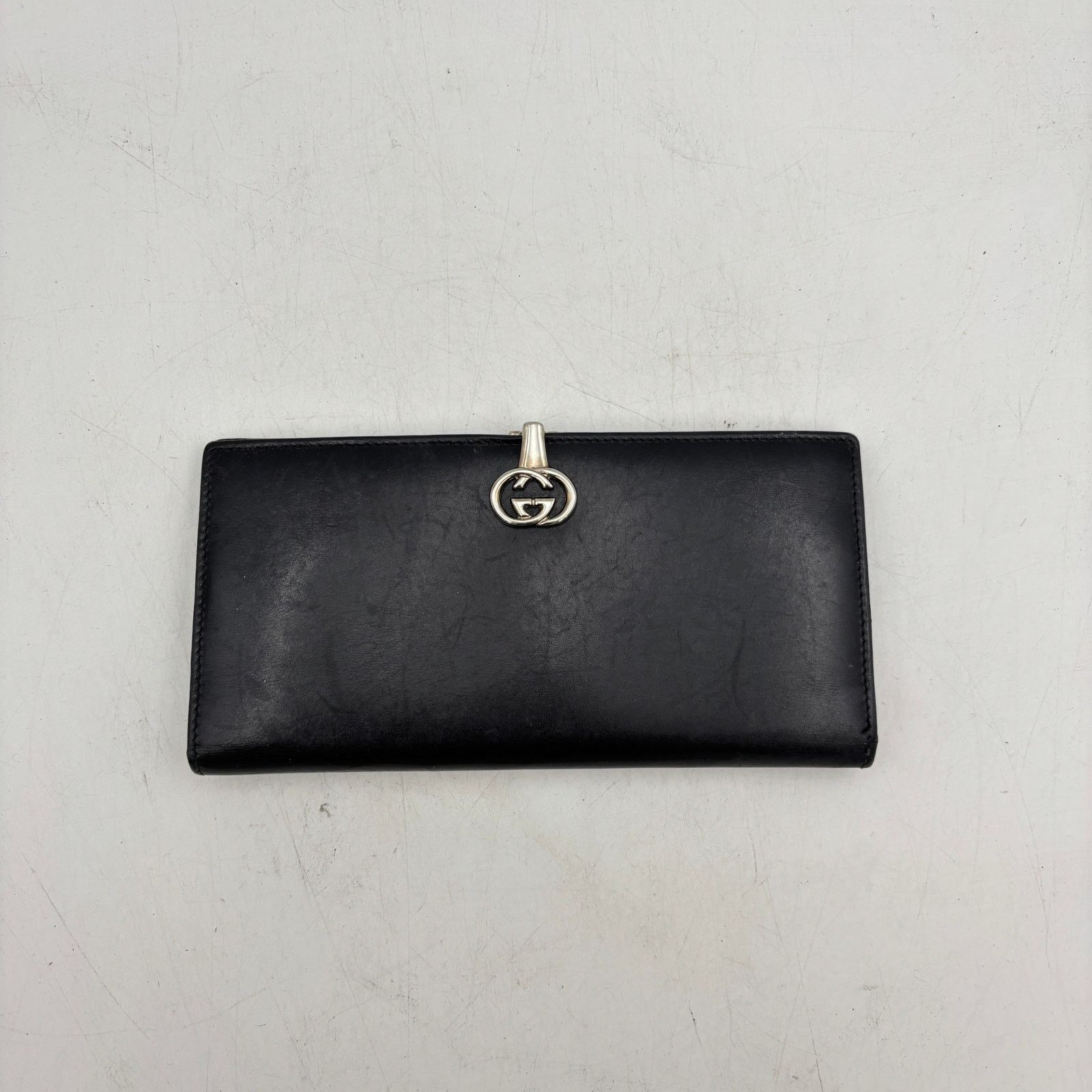 Gucci Vintage Gucci GG Clasp Long Wallet Black Archive Luxury Size ONE SIZE - 1 Thumbnail