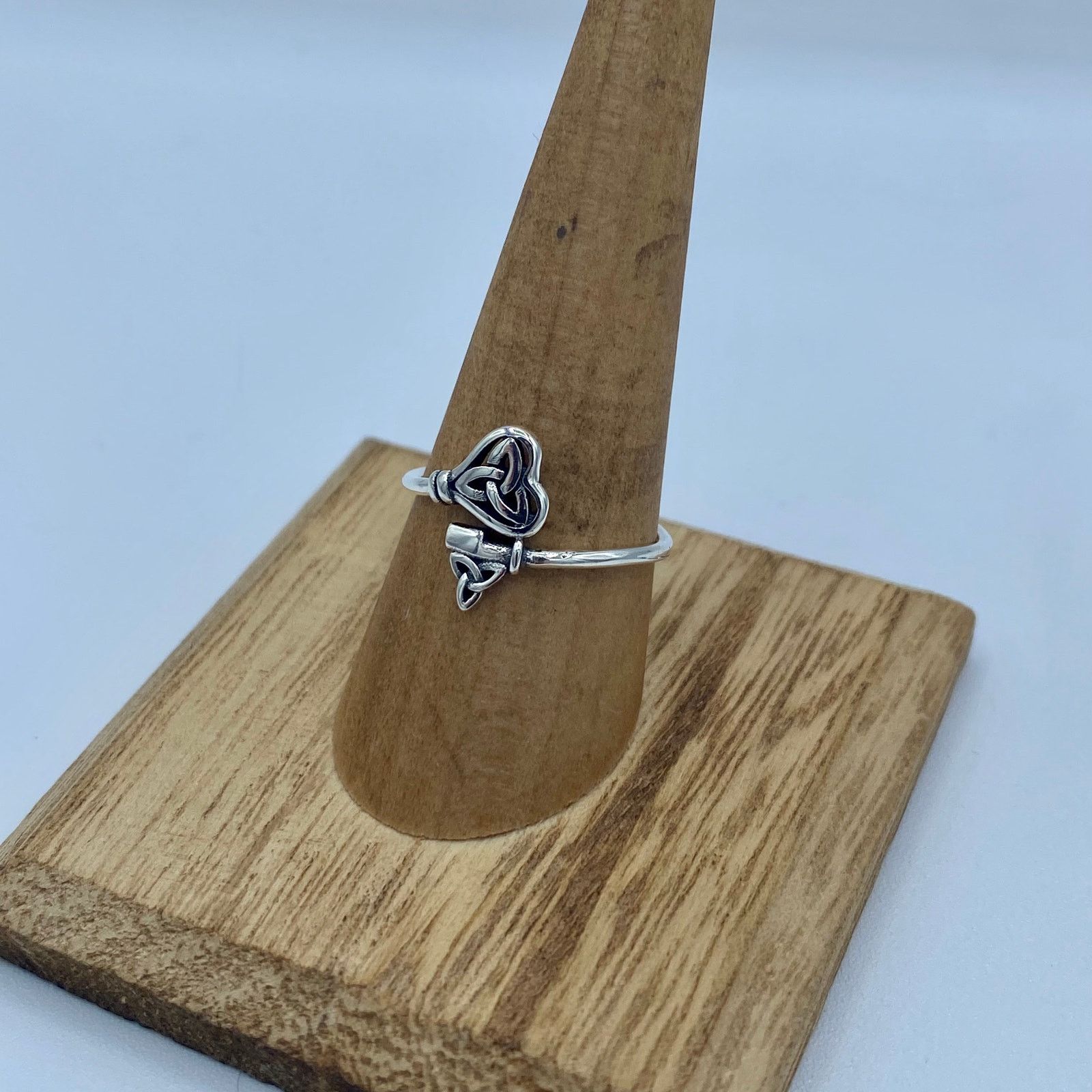 The Unbranded Brand Celtic Key Sterling Silver Ring Size ONE SIZE - 3 Thumbnail