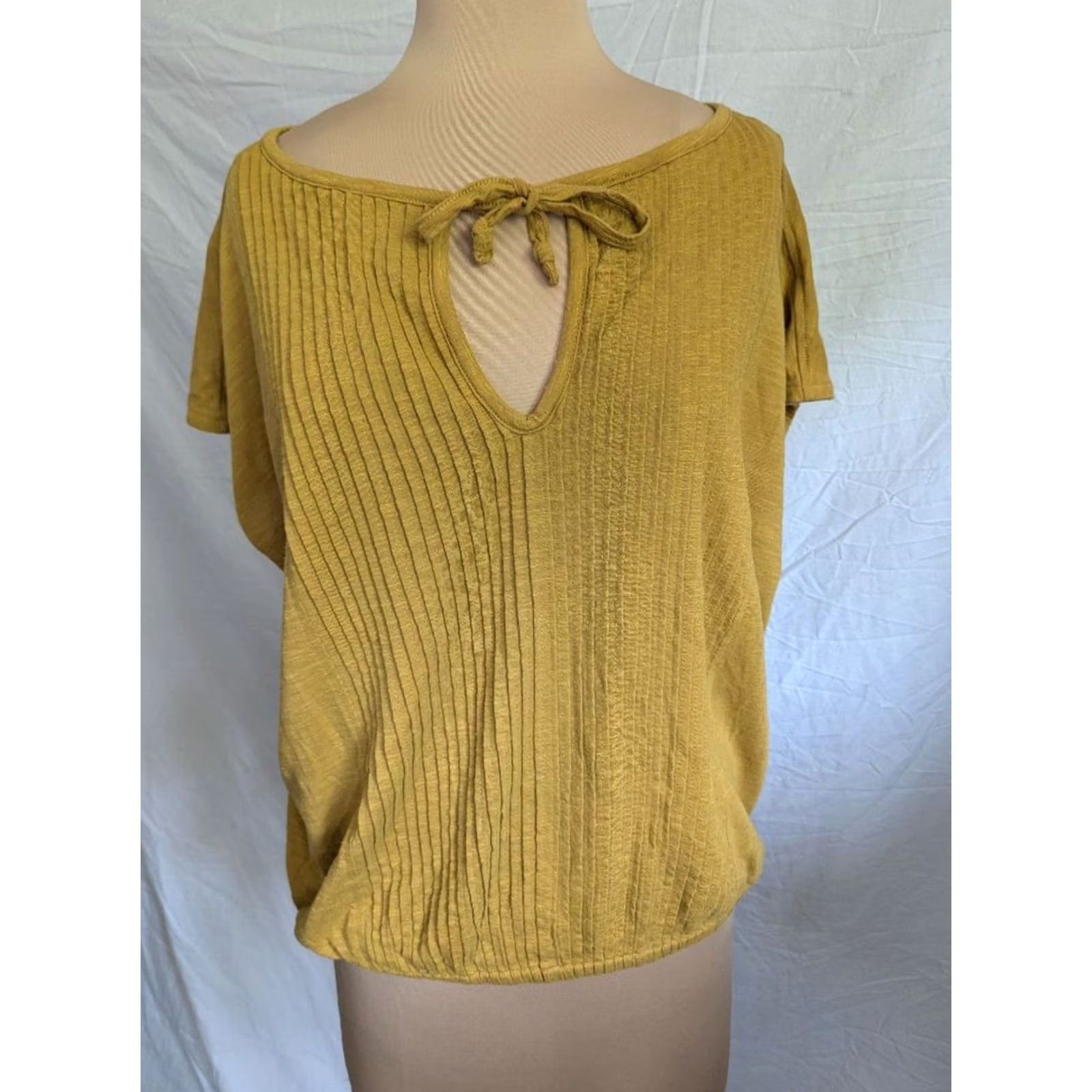 Prana VINTAGE? Prana Gold Top Blouse Womens M Short Sleeve Organic Cotton Blend EUC Boho 70s Festival Womens Size M / US 6-8 / IT 42-44 - 2 Thumbnail