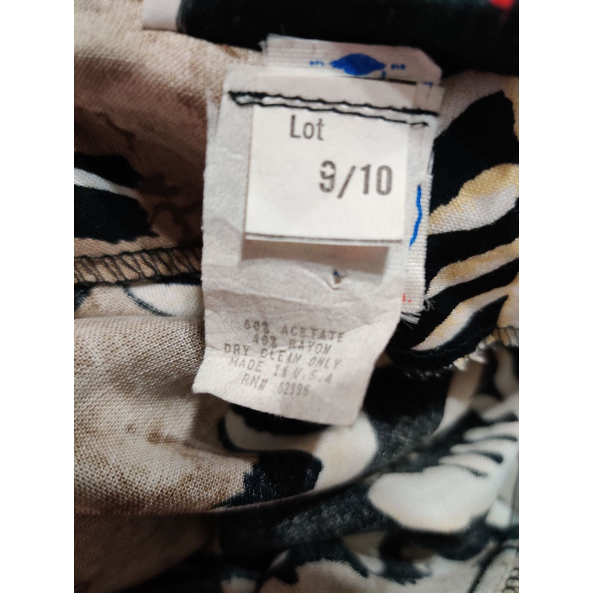 Vintage Vintage Scarlett USA XL ILGWU Abstract Tribal Print Draped J Size XL / US 12-14 / IT 48-50 - 10 Thumbnail