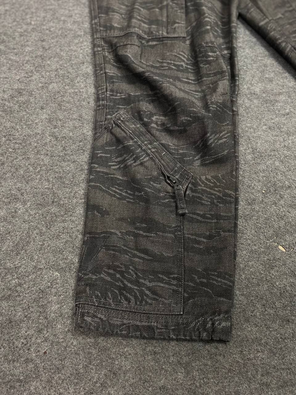 Japanese Brand impala tiger striped cargo pants nice design Size US 40 / EU 56 - 8 Thumbnail