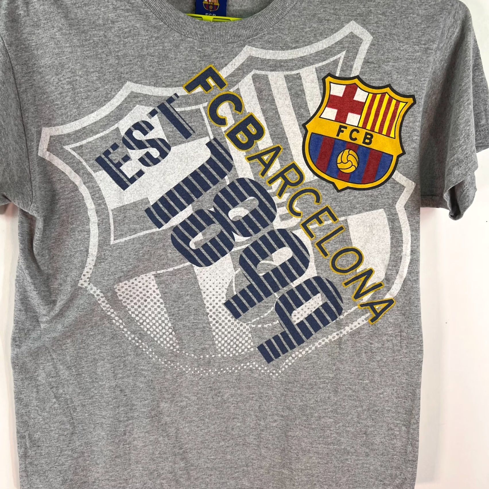 Vintage FCB Barcelona Spain Soccer T Shirt Adult Size M Gray Graphic Tee Size US M / EU 48-50 / 2 - 4 Thumbnail