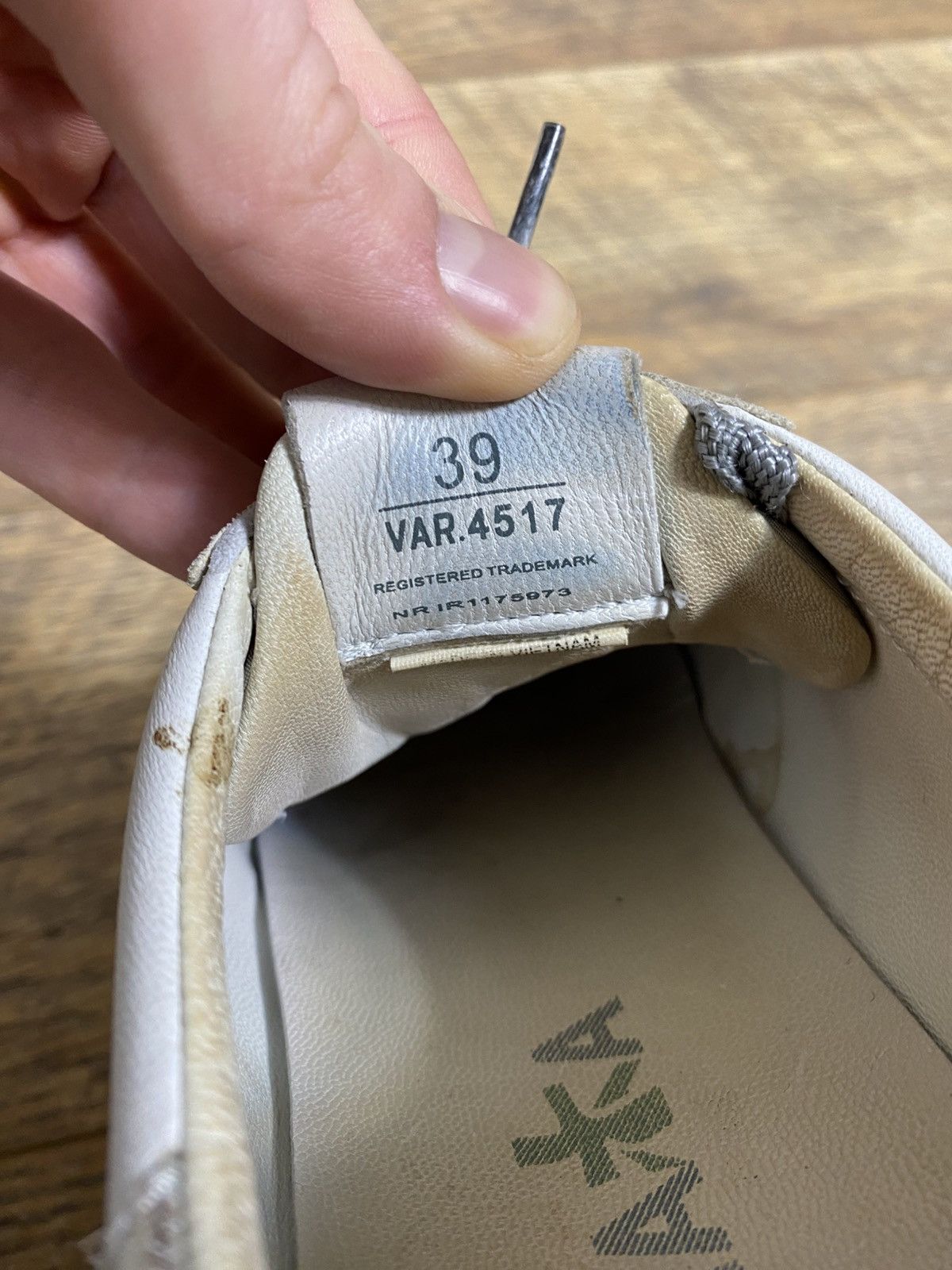 Premiata Premiata Beth Platform Sneakers White Silver Leather EU 39 Size US 9 / IT 39 - 8 Thumbnail