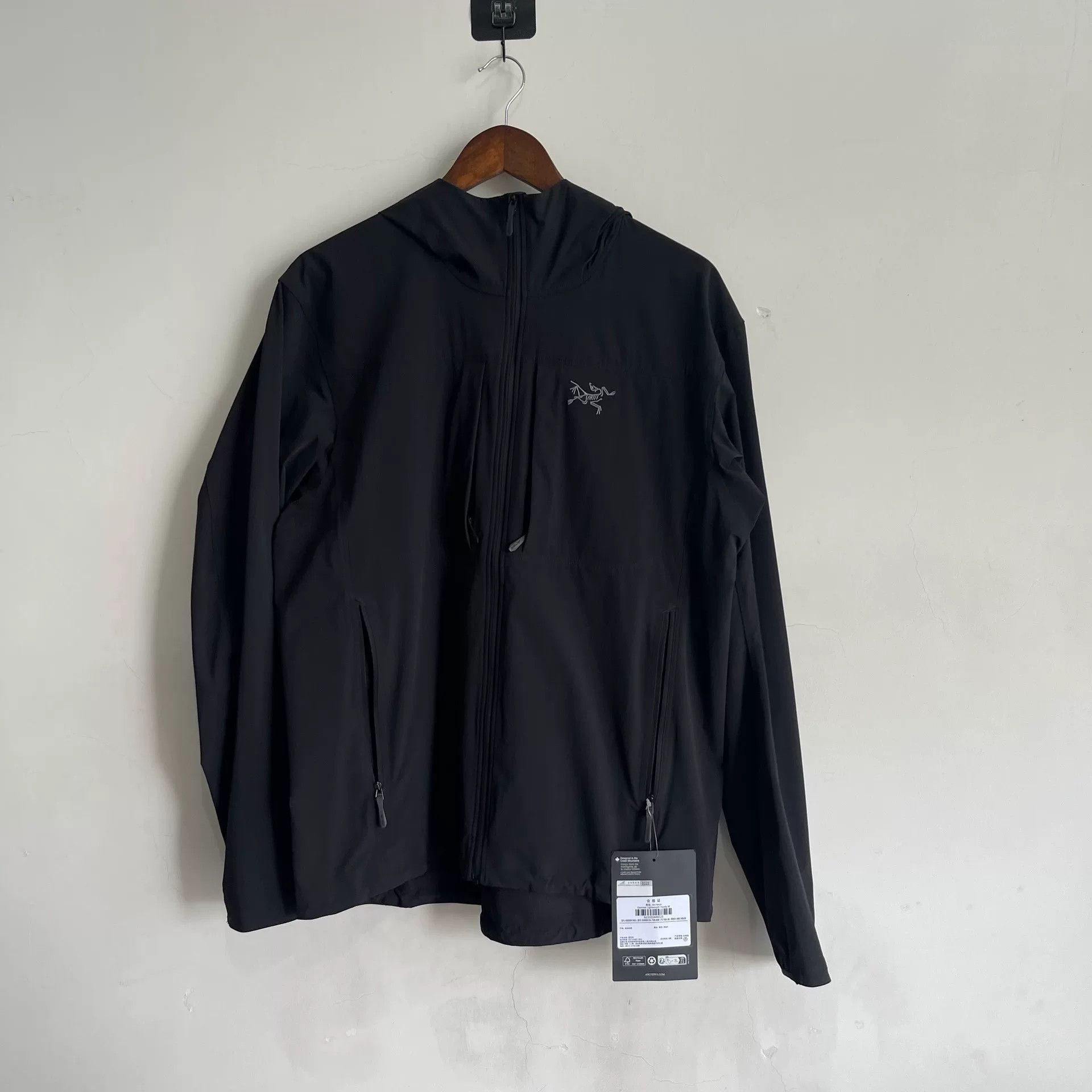 Arc'teryx Arcteryx Gamma Lightweight Hooded Jacket Size US M / EU 48-50 / 2 - 1 Thumbnail
