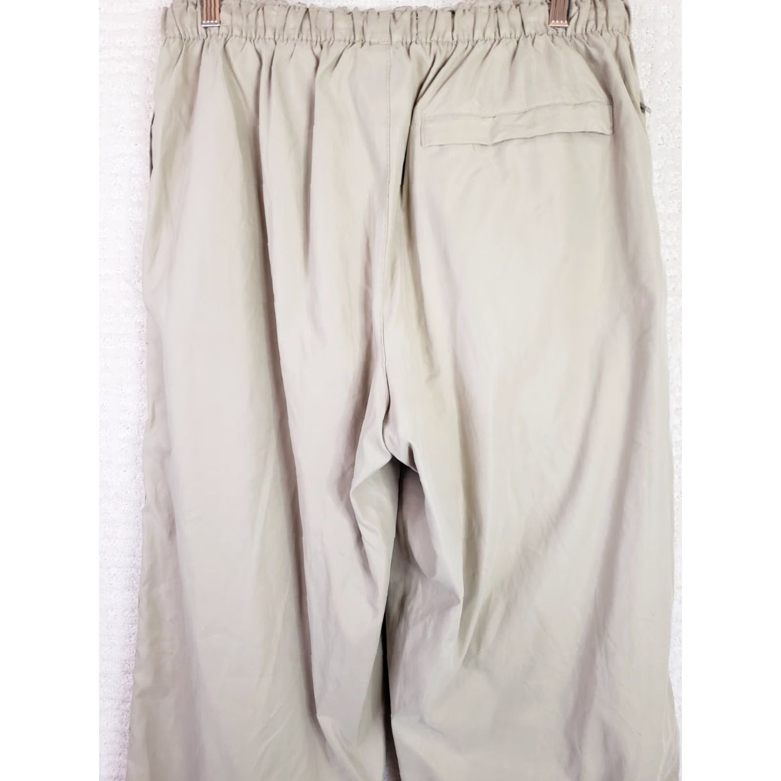 Van Heusen Van Heusen Men’s L Joggers Beig e Soft Touch Jersey Drawstring Pocket Zippered Bottoms Casual Comfort Sweatpants Size US L / EU 52-54 / 3 - 7 Thumbnail