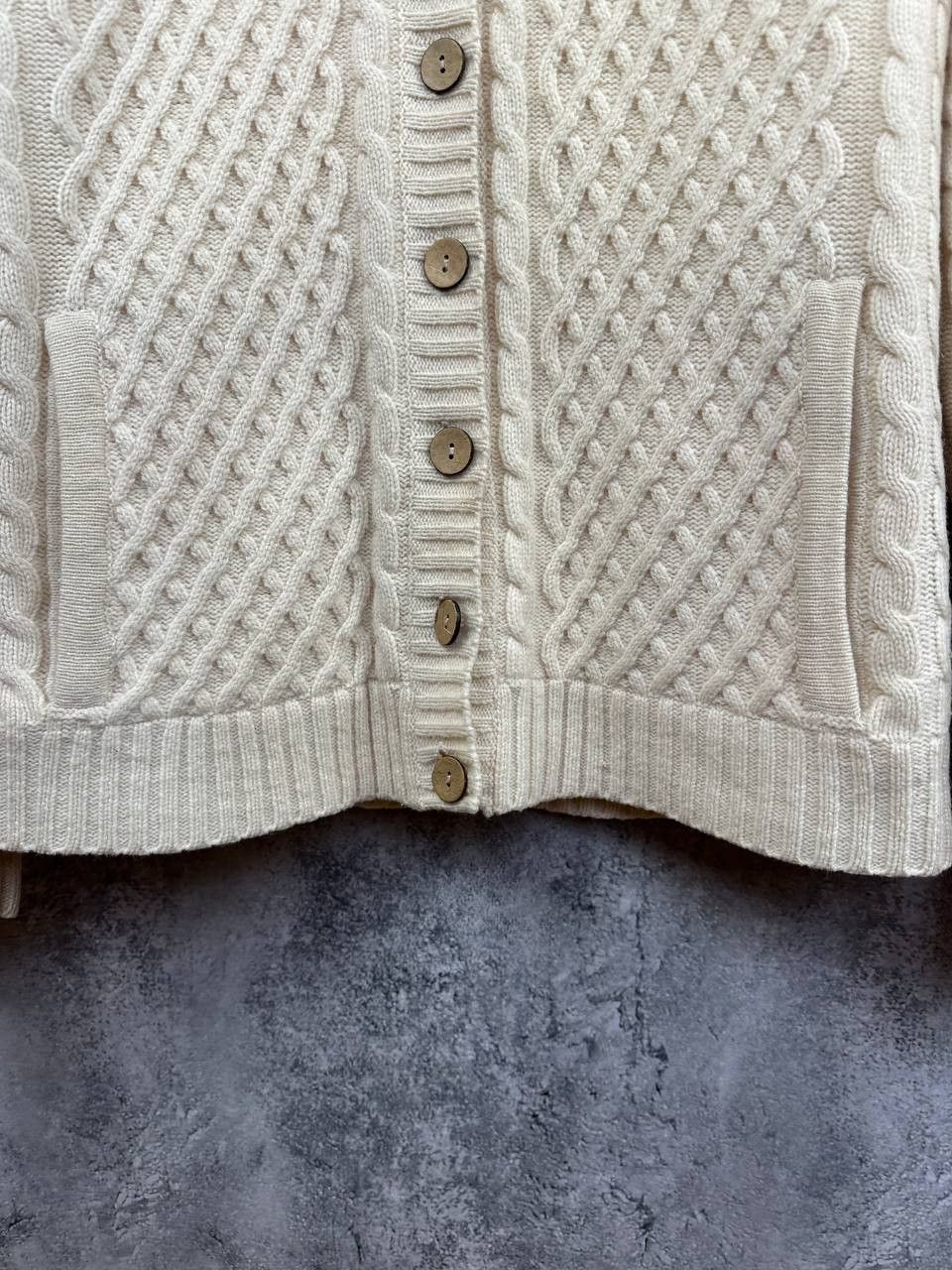 Carraig Donn Carraig Donn Aran Wool Lined Cardig Made in Ireland Cream S Size S / US 4 / IT 40 - 7 Thumbnail